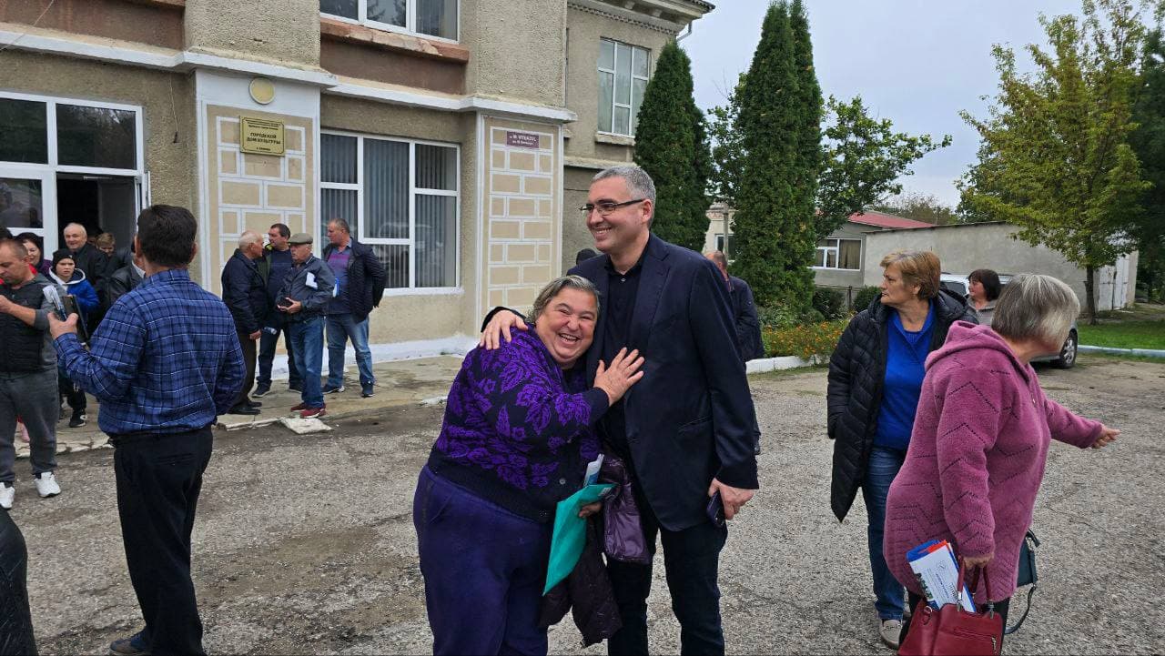 Renato Usatîi insistă ca angajații CFM să fie egalați cu bugetarii și salariile să le fie achitate  din bugetul de stat (7)