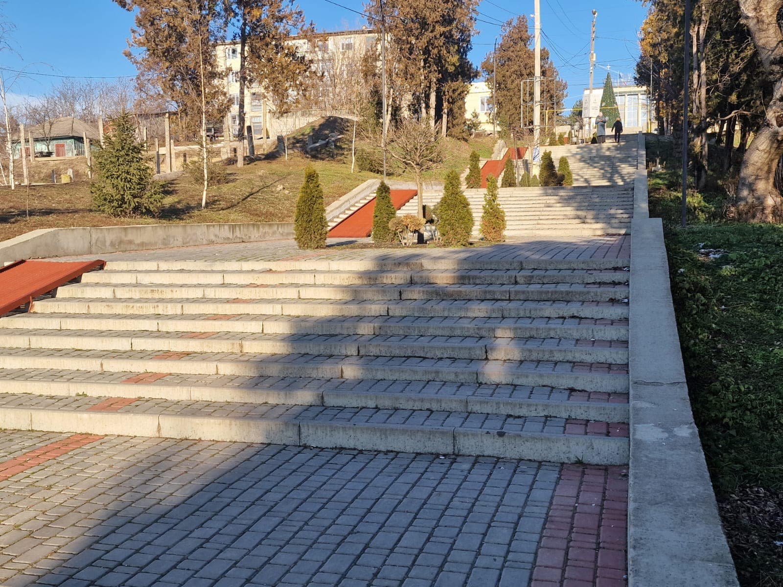Victor Bogatico, primarul orașului Rîșcani: Continuăm să modernizăm orașul și să îl facem mai accesibil pentru toți locuitorii (2)