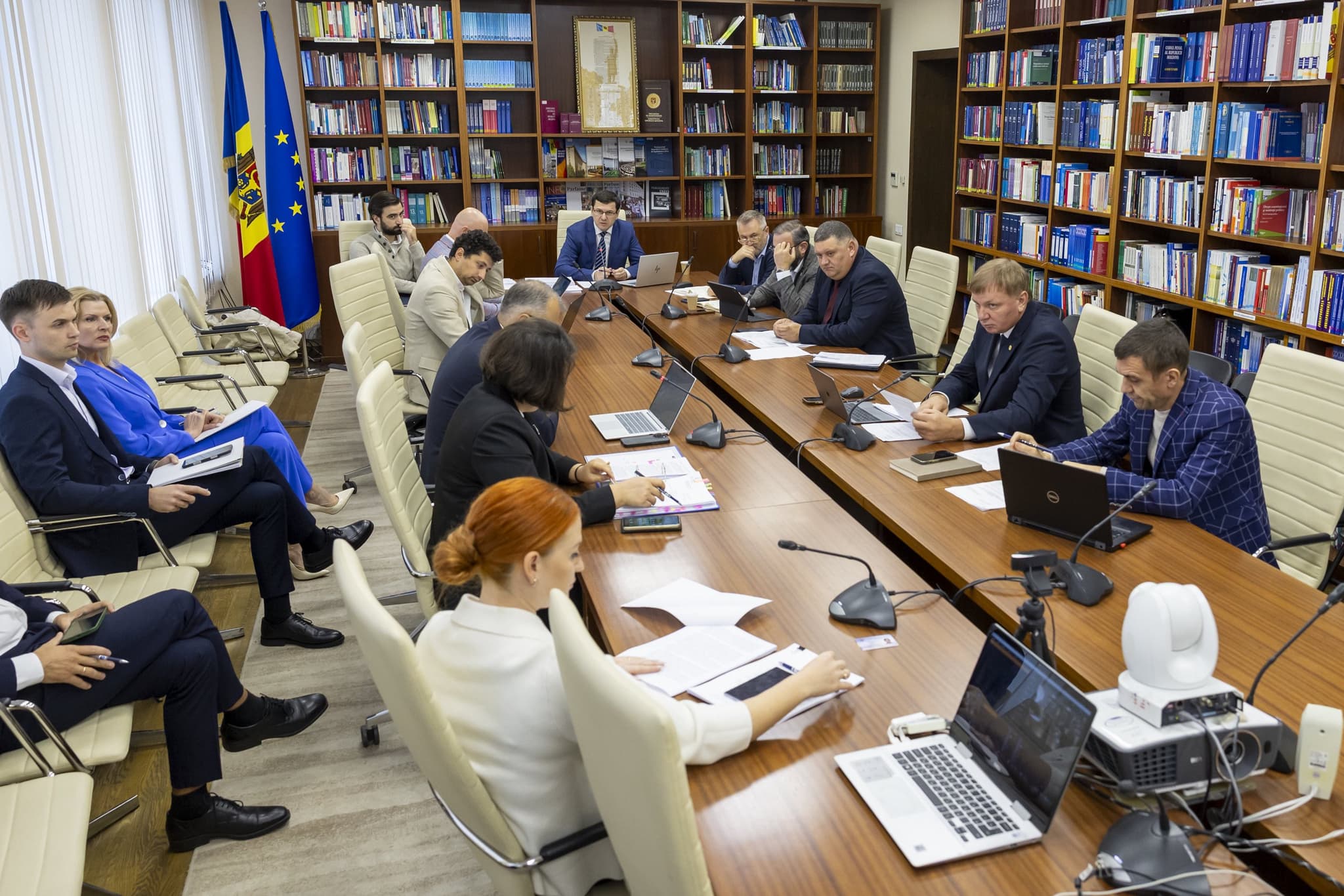 Partidul Nostru propune majorarea volumului de energie electrică și gaze scutit de TVA. PAS se opune, susținând că majoritatea gospodăriilor vor consuma puțin „din motive obiective”