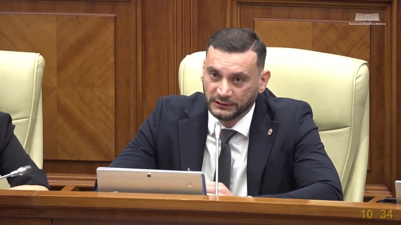 Nicolae Margarint a cerut audierea în plen a lui Alexei Buzu: „Amalgamarea și-a pierdut caracterul benevol și s-a transformat în șantaj și presiuni din partea PAS”