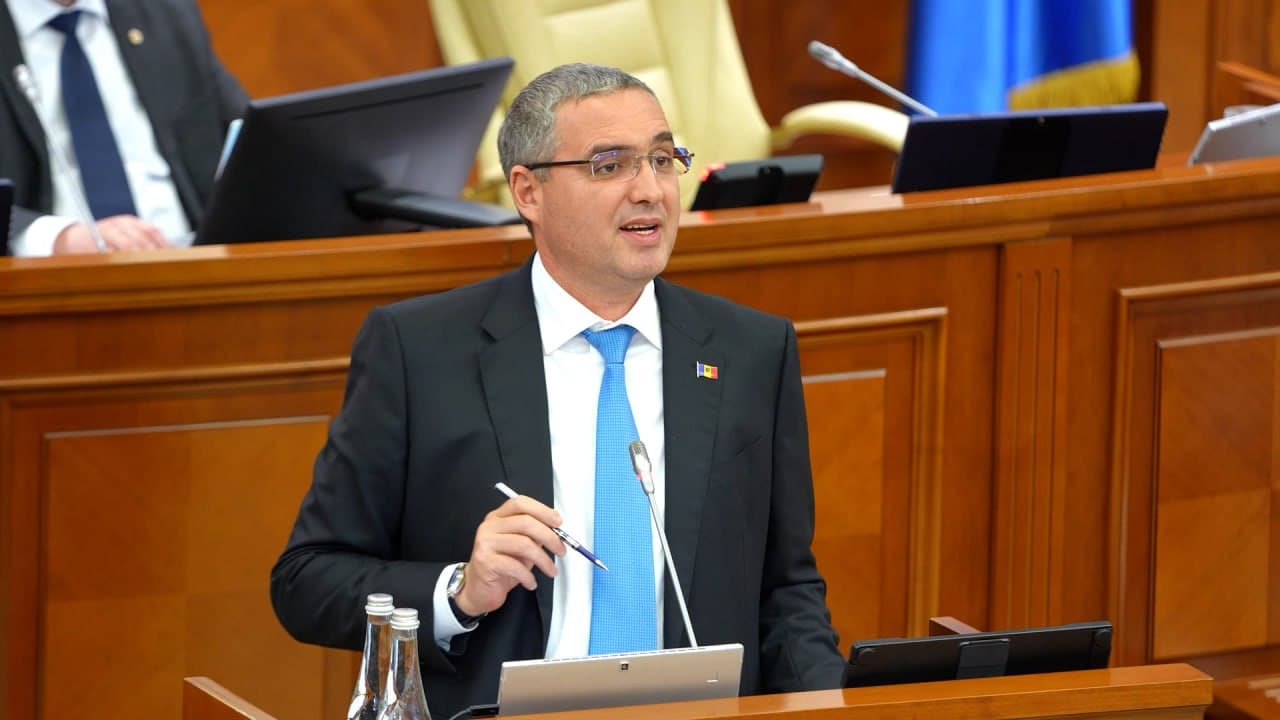 Renato Usatîi anunță înregistrarea unui proiect de lege: Pedeapsă pe viață pentru organizatorii traficului de droguri și minimum 15 ani pentru vânzători. În ambele cazuri, cu confiscarea averii