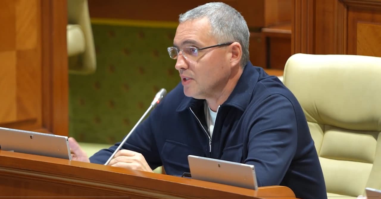 Neglijență gravă din partea autorităților! Până în prezent, nu au fost contactați producătorii de echipamente pentru tratarea apei, care ar putea contribui la curățarea râului Nistru și la prevenirea unor astfel de situații în viitor