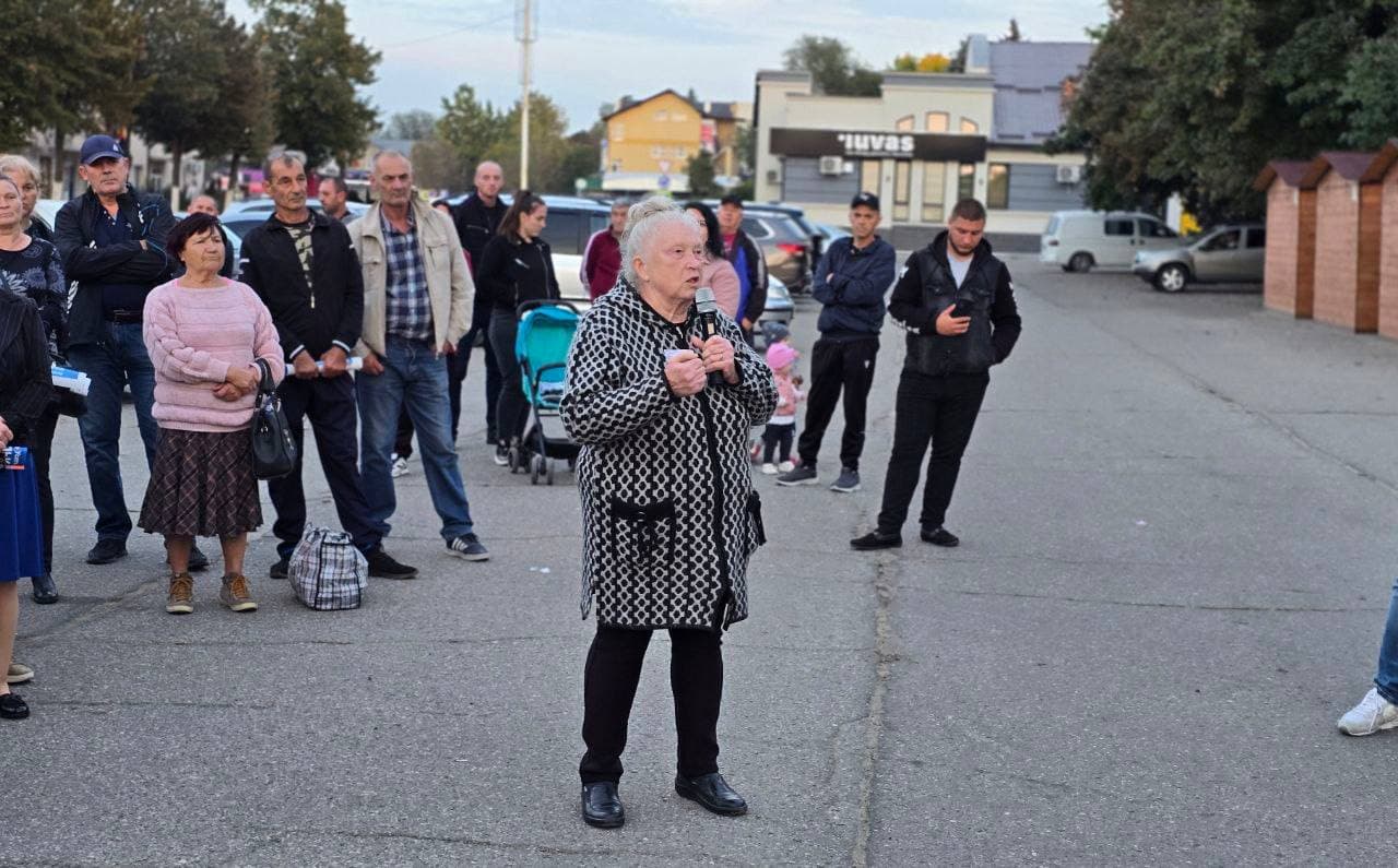 Renato Usatîi, la Anenii Noi: Statul trebuie să garanteze achiziționarea producției agricole de la oameni pentru a sprijini satele (6)