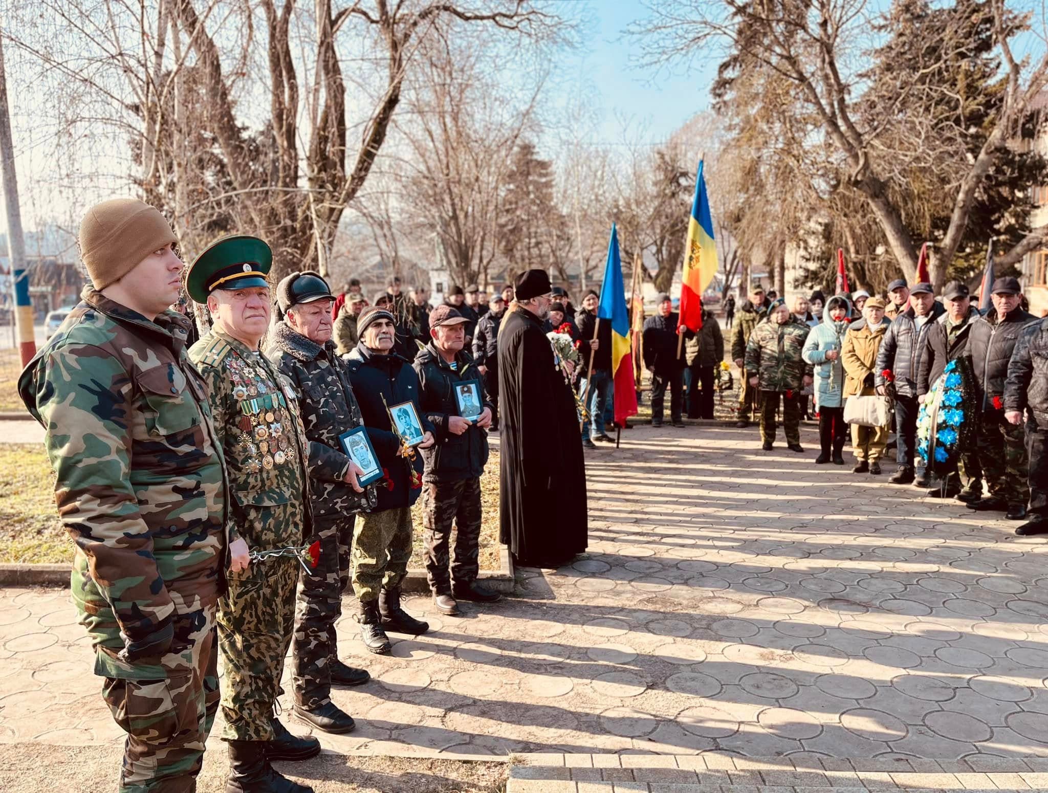 (FOTO) Omagiu adus veteranilor războiului din Afganistan, la 36 de ani de la retragerea trupelor sovietice (19)