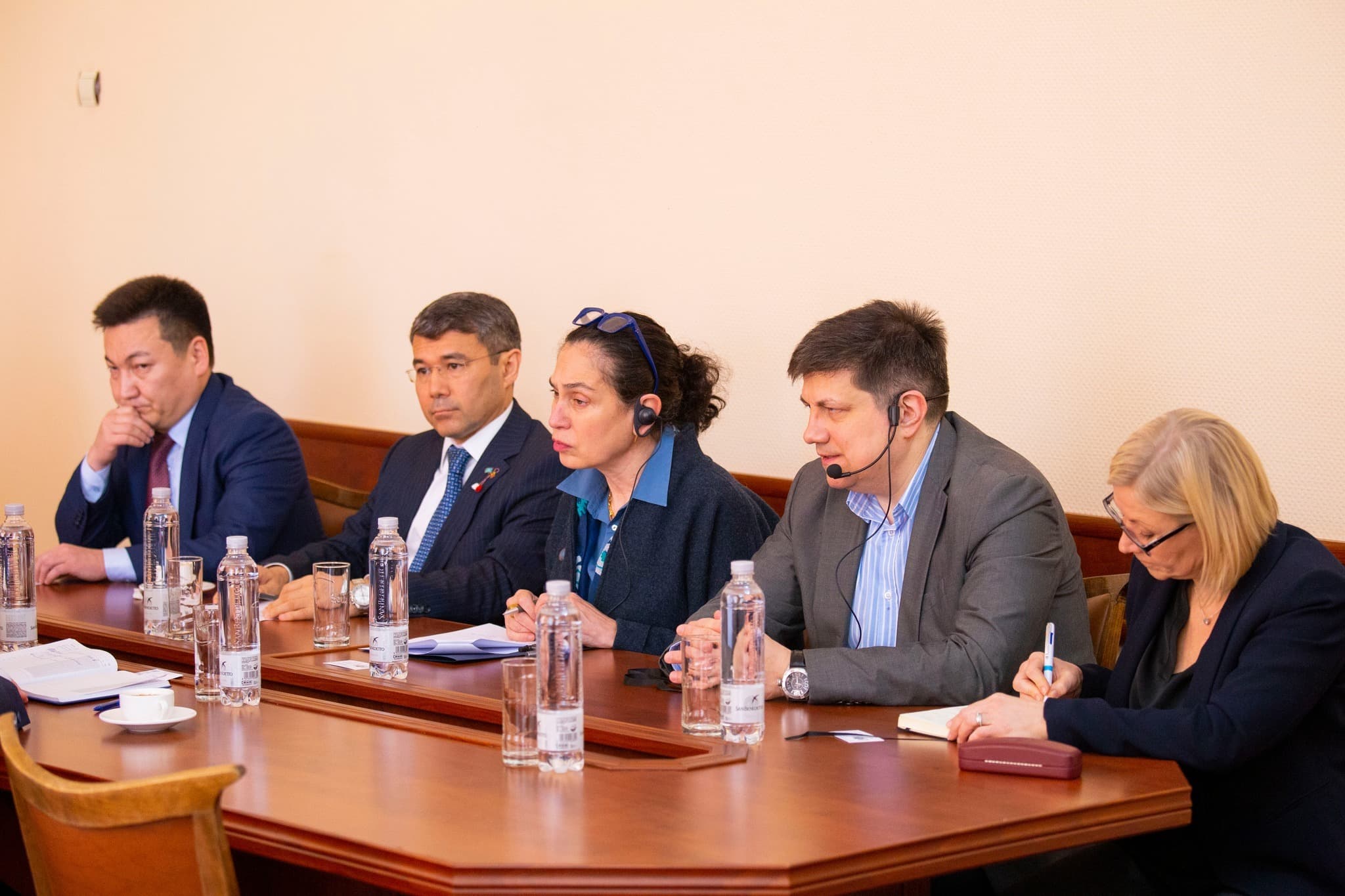 Primarul municipiului Bălți, Alexandr Petkov, a discutat cu reprezentanții ONU și Kazahstanului despre asistență pentru infrastructura orașului (2)