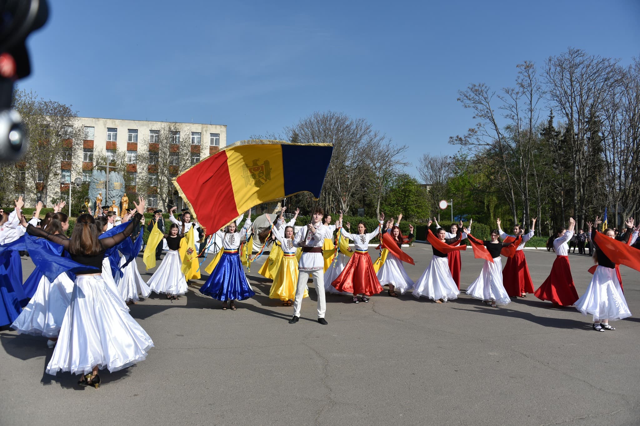 Ziua Drapelului, sărbătorită în localitățile conduse primari de la Partidul Nostru. Renato Usatîi: O Moldovă respectată începe cu respectul pentru cetățeni! (16)