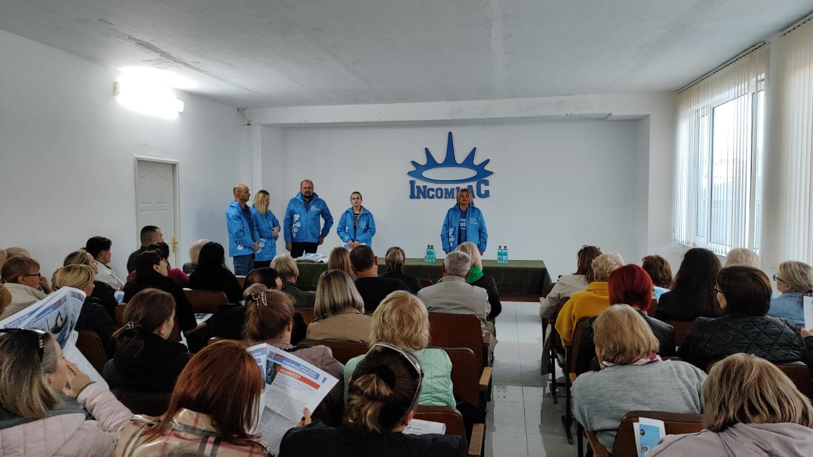 Eduard Pleșca, la o întreprindere din Bălți: Având experiență în economie și business, Renato Usatîi este singurul candidat care înțelege nevoile muncitorilor și are soluții concrete pentru industrializarea țării (2)