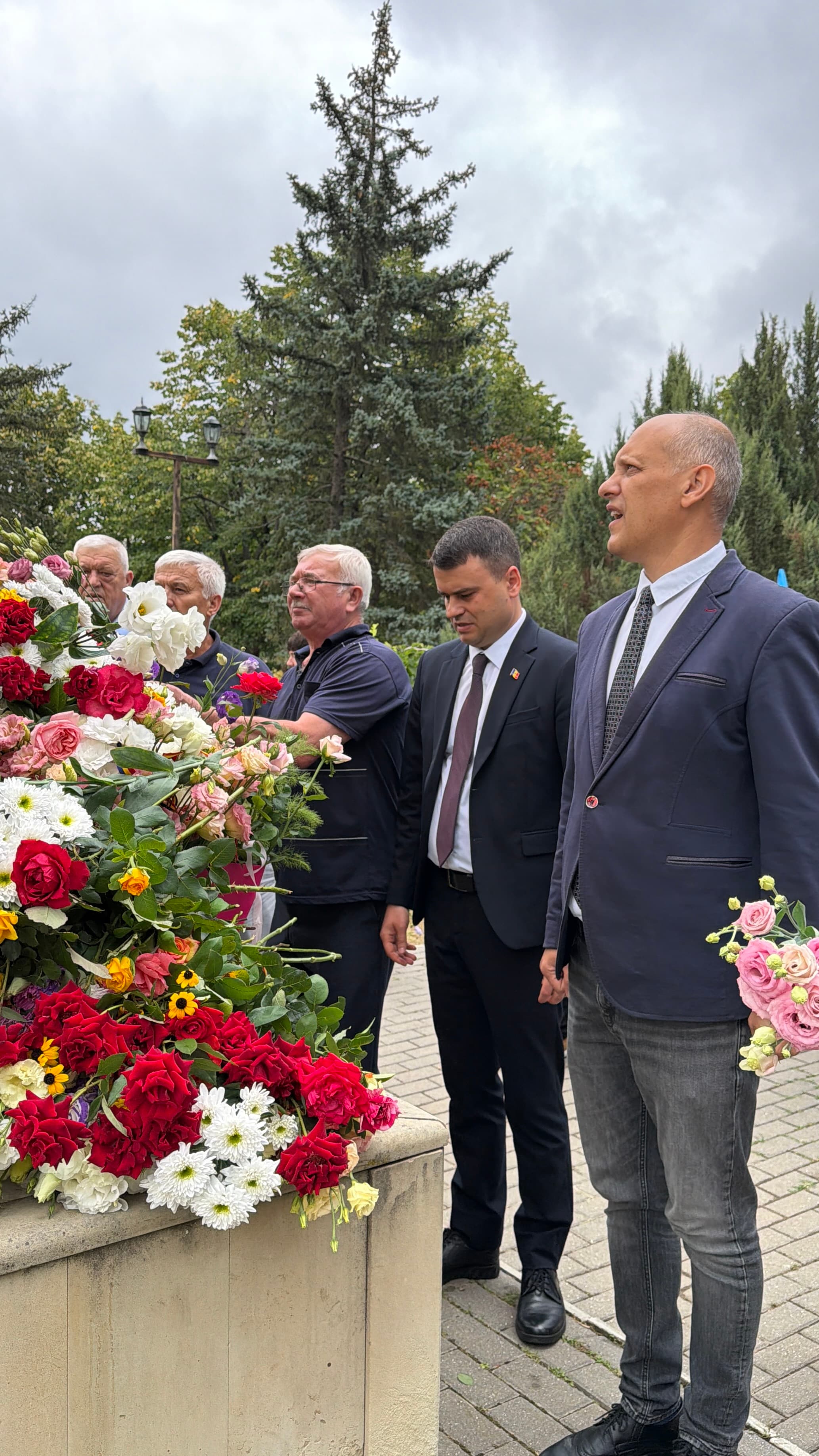 Împreună, de Ziua Independenței: Partidul Nostru alături de oamenii din toată țara (20)