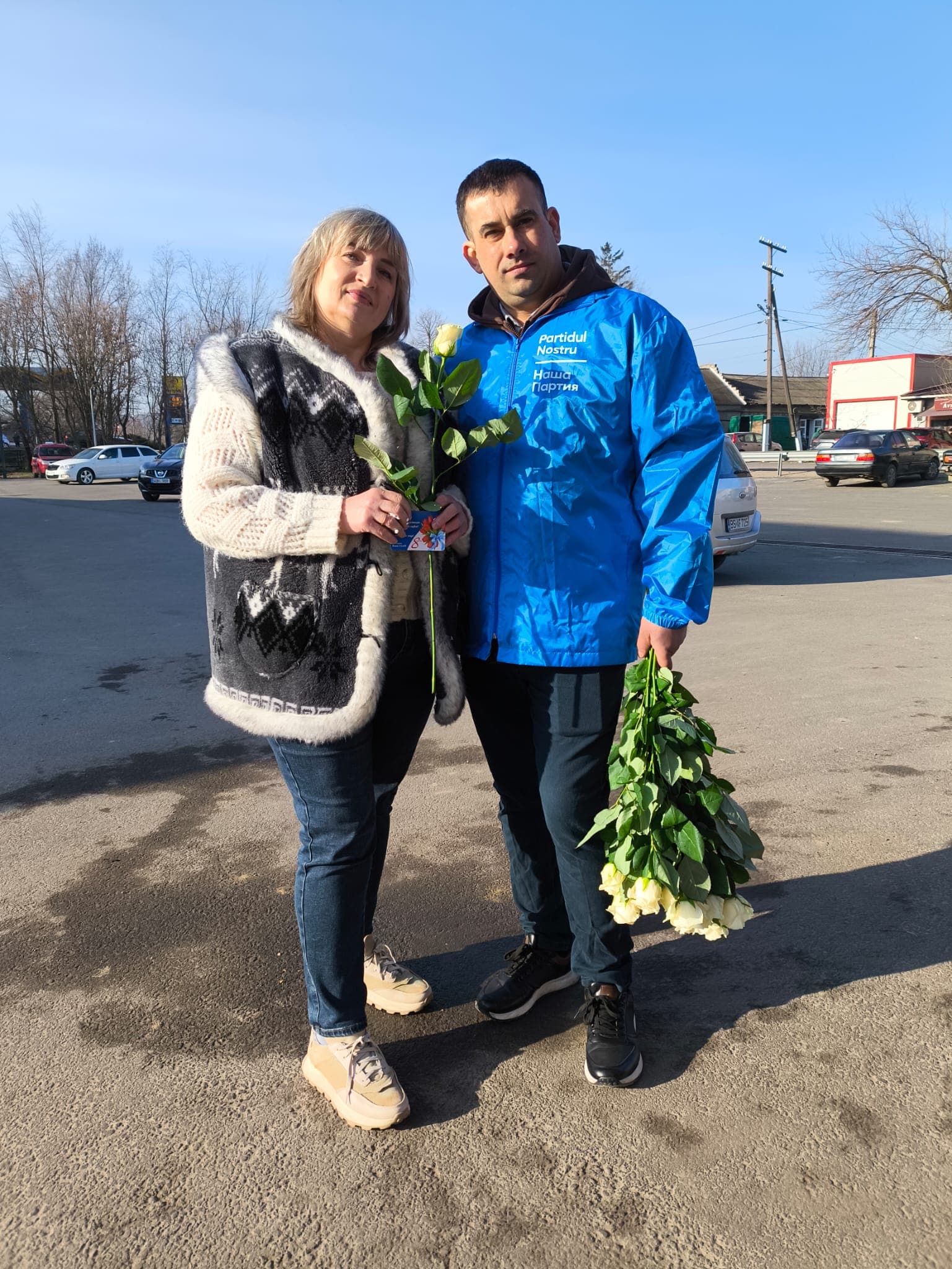 Bărbații Partidului Nostru au felicitat femeile de 8 Martie în toată țara. Renato Usatîi: „Voi sunteți lumina și echilibrul vieților noastre, vă mulțumim!” (29)