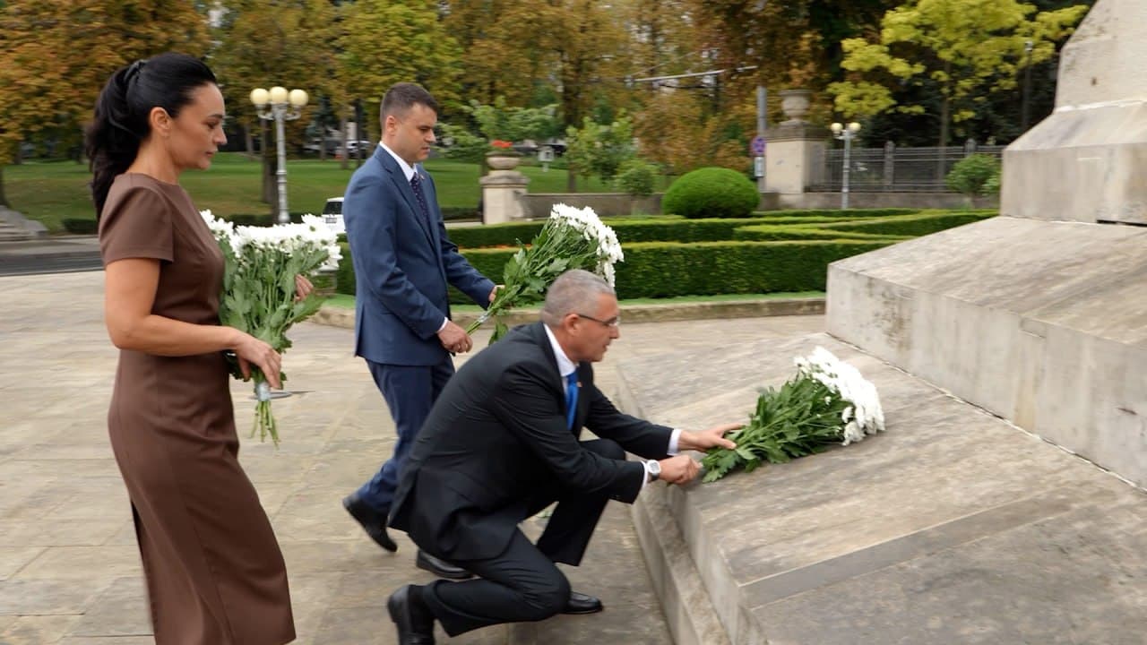 Renato Usatîi, de Ziua Independenței: „La mulți ani, Republica Moldova! Casa noastră, pe care trebuie să o iubim, să o păstrăm și să o facem mai bună. Alta nu avem” (2)