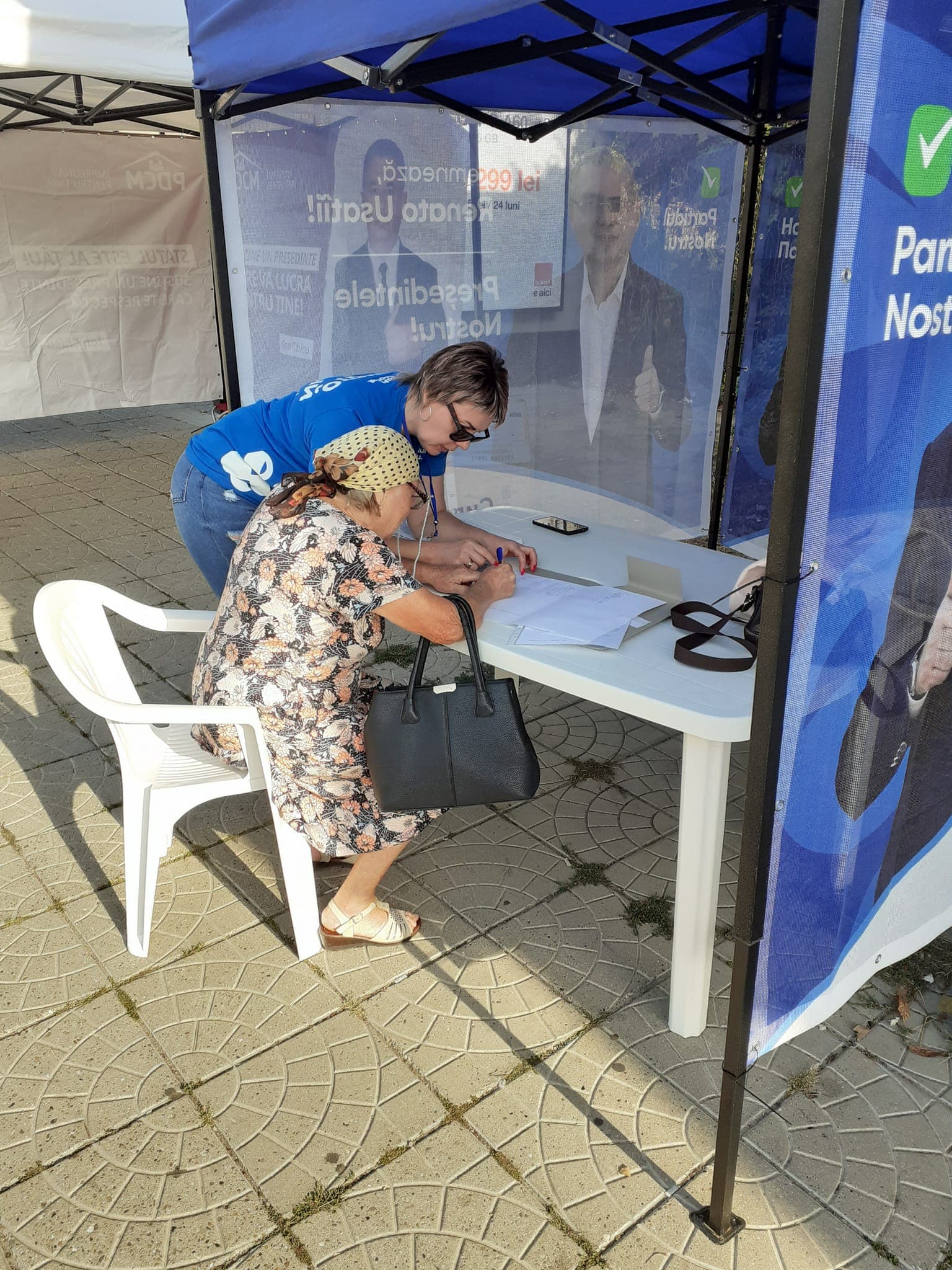 Tot mai mulți cetățeni din întreaga țară semnează în susținerea candidaturii lui Renato Usatîi (5)