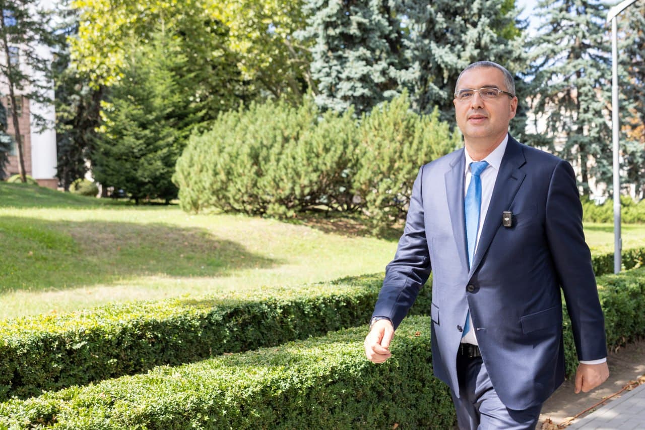 Partidul Nostru a depus la CEC actele și lista candidaților în vederea înregistrării pentru alegerile parlamentare din 28 septembrie (3)