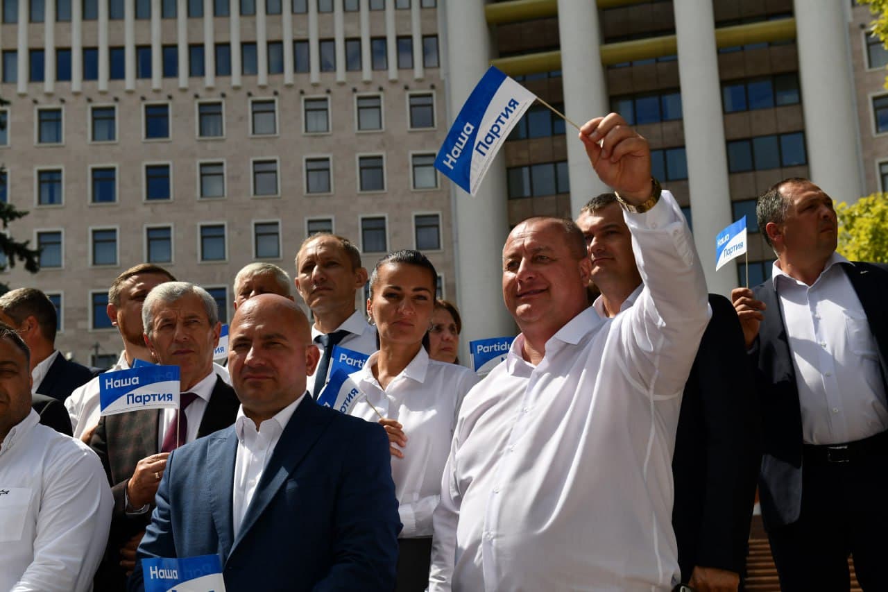 Partidul Nostru a depus la CEC actele și lista candidaților în vederea înregistrării pentru alegerile parlamentare din 28 septembrie (12)