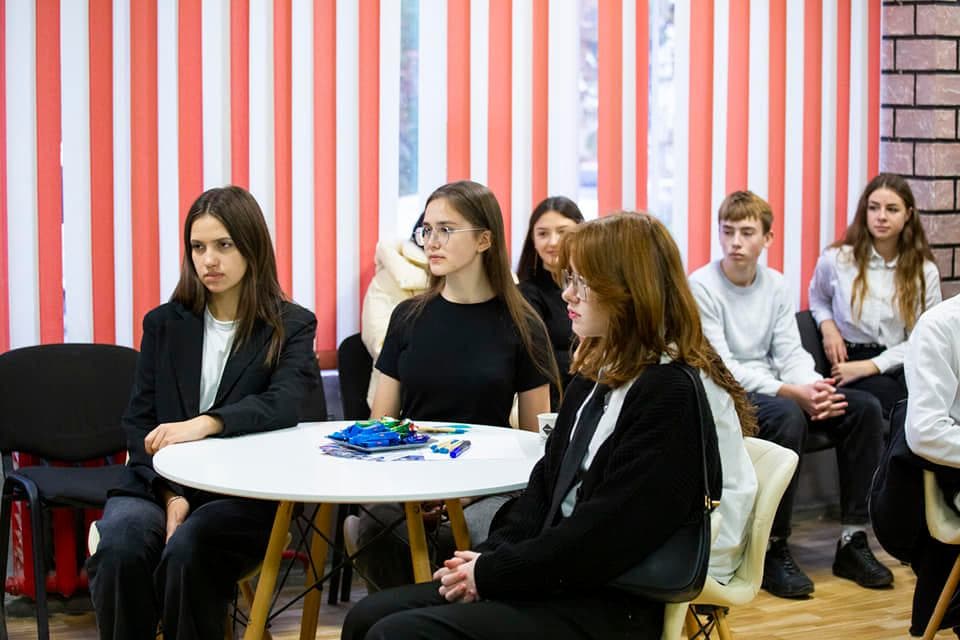 La Bălți, Forumul Tineretului s-a desfășurat la o ceașcă de cafea cu primarul (9)