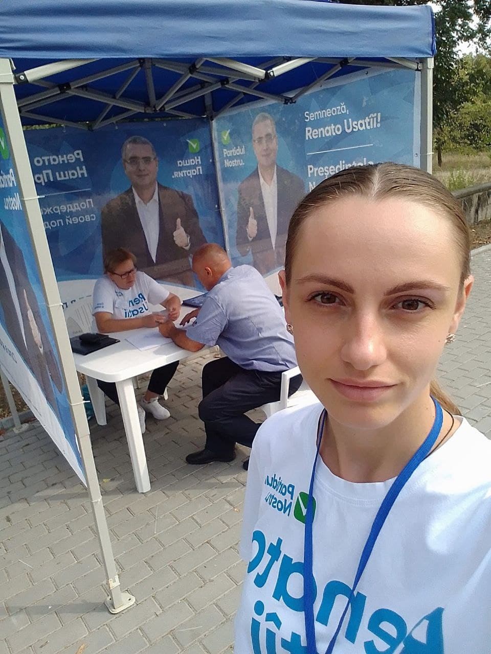 Tot mai mulți cetățeni din întreaga țară semnează în susținerea candidaturii lui Renato Usatîi (12)