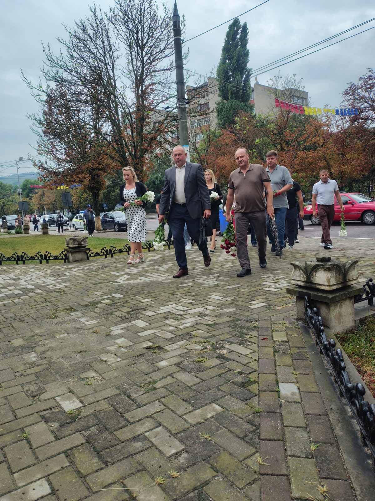 Împreună, de Ziua Independenței: Partidul Nostru alături de oamenii din toată țara (31)