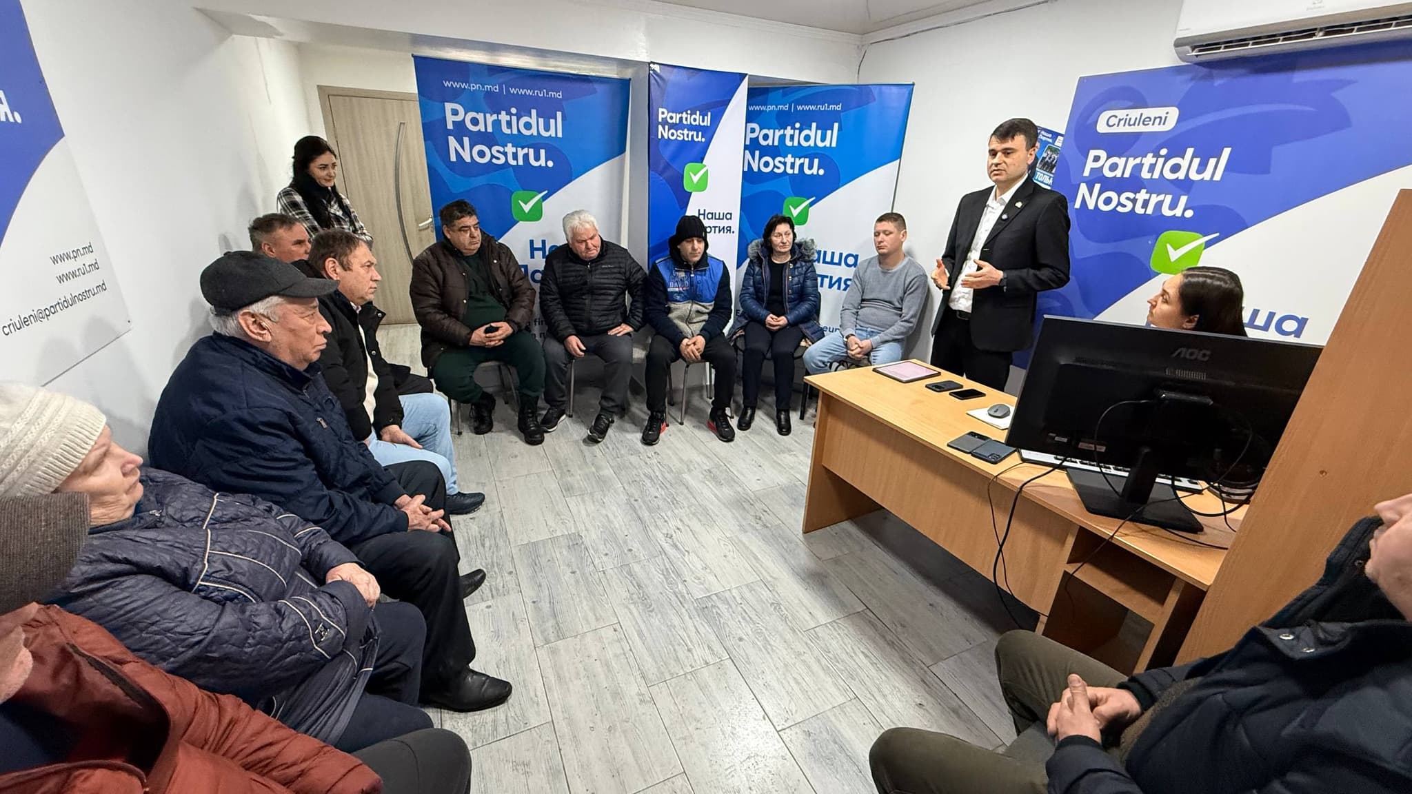 Alexandr Berlinschii (Partidul Nostru) s-a întâlnit cu locuitorii din Criuleni: Oamenii cer condiții decente de trai, prețuri și facturi mai mici (2)