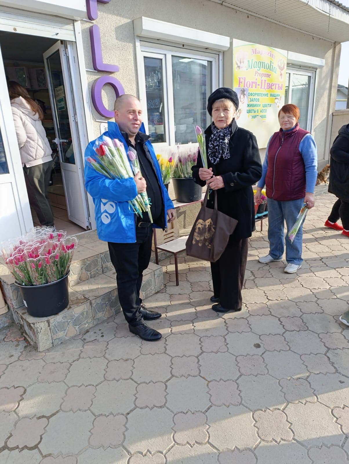 (FOTO) Partidul Nostru a adus primăvara în sufletele femeilor din toată țara (72)