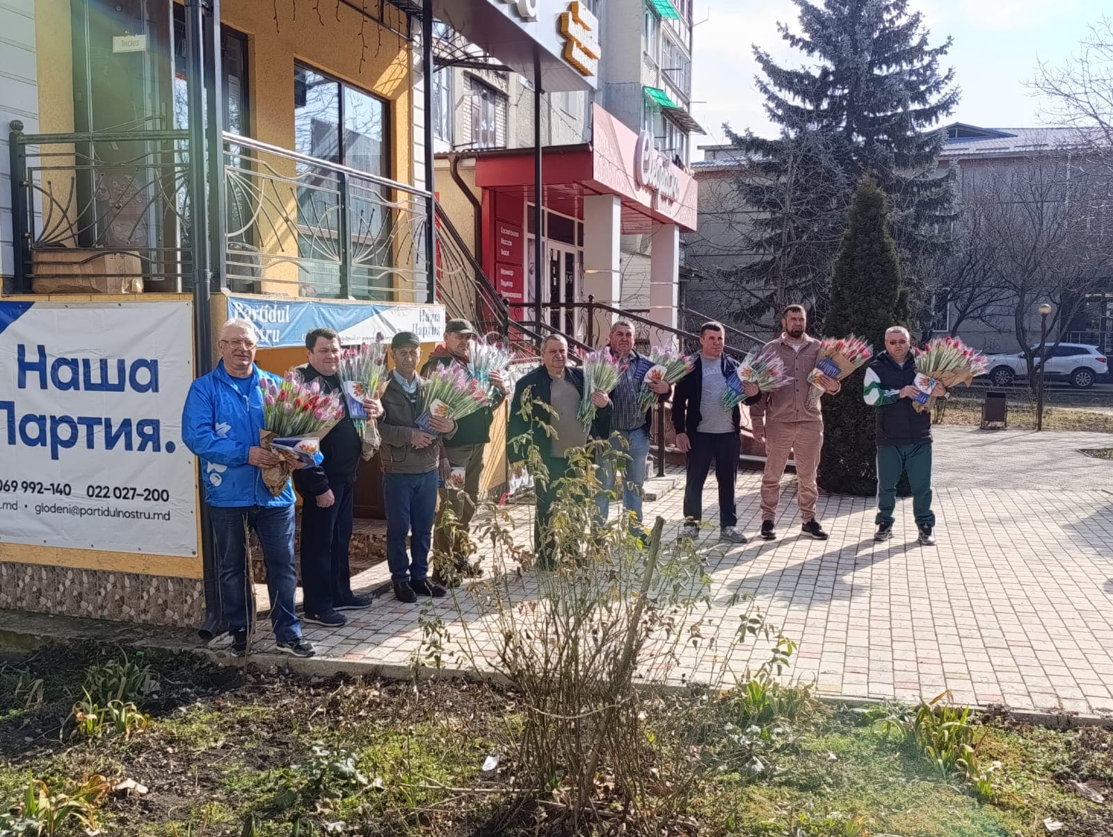 (FOTO) Partidul Nostru a adus primăvara în sufletele femeilor din toată țara (55)