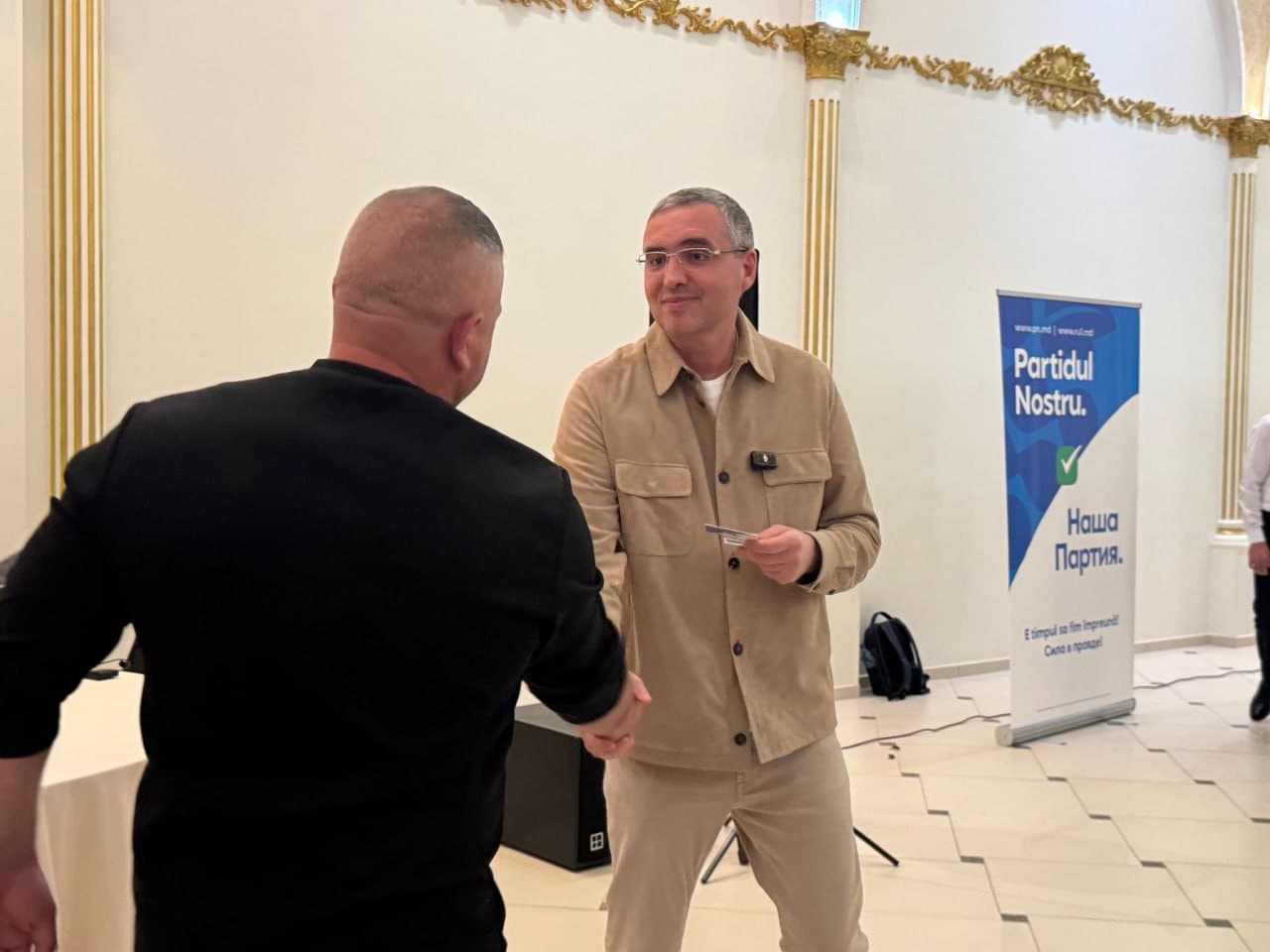 La Ungheni au fost resetate 12 organizații primare ale Partidului Nostru. Renato Usatîi: consolidarea echipei continuă în toată țara! (3)