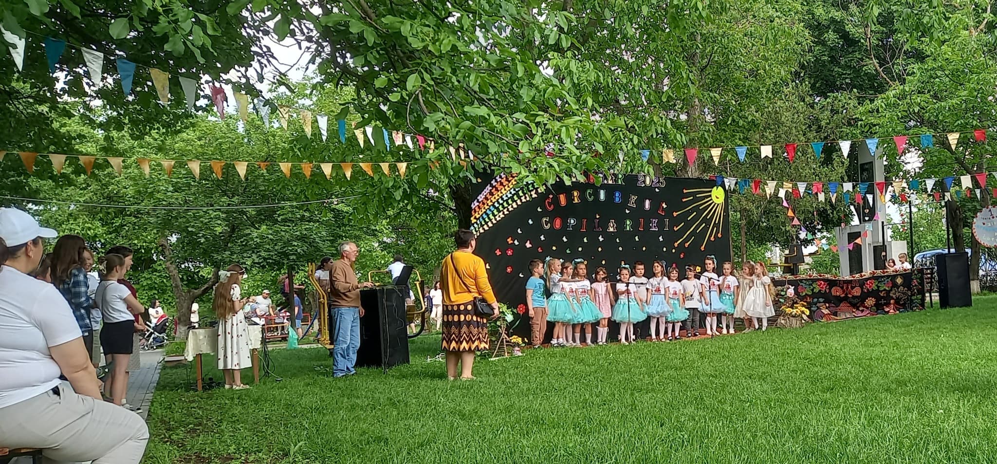 Renato Usatîi, mesaj de 1 iunie: „Să creșteți sănătoși și iubiți, lumea e mai frumoasă cu voi!”. Sărbătoarea a fost plină de culoare în orașele conduse de primarii Partidului Nostru (41)