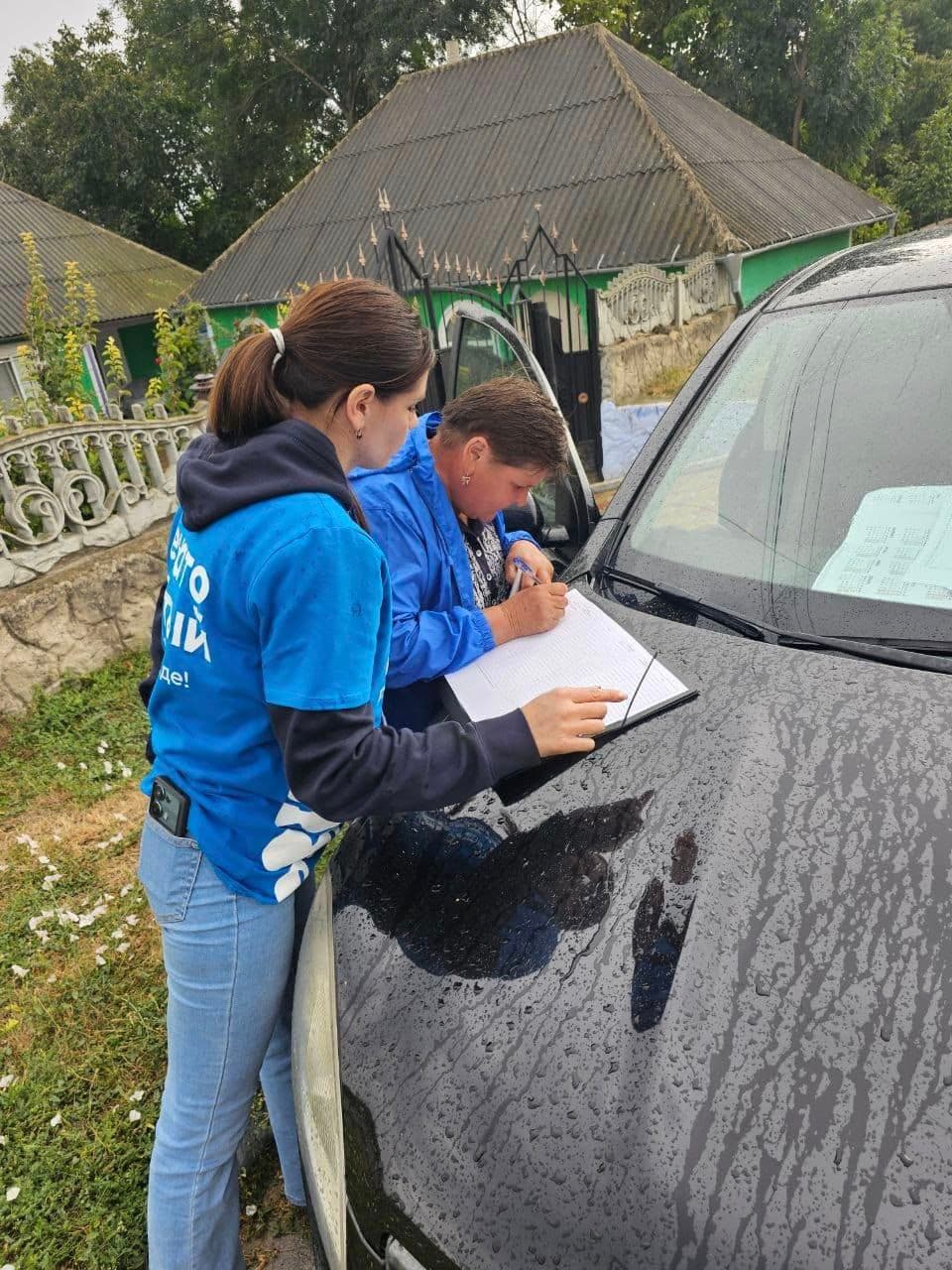 Continuă campania de colectare a semnăturilor pentru candidatura lui Renato Usatîi la funcția de președinte al țării (5)