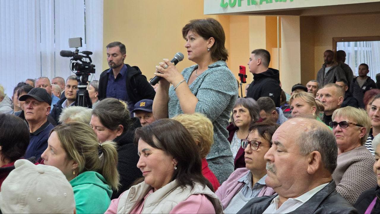 Renato Usatîi, la Florești: Republica Prezidențială și măsuri radicale – singura soluție pentru Moldova! (6)