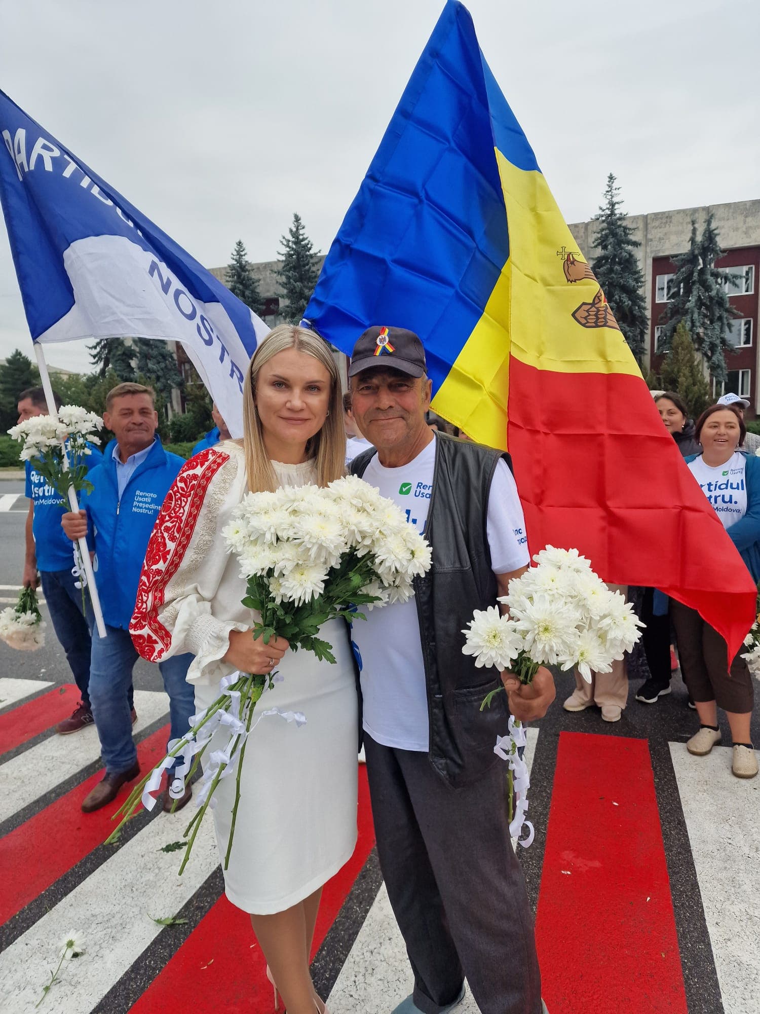 Împreună, de Ziua Independenței: Partidul Nostru alături de oamenii din toată țara (35)