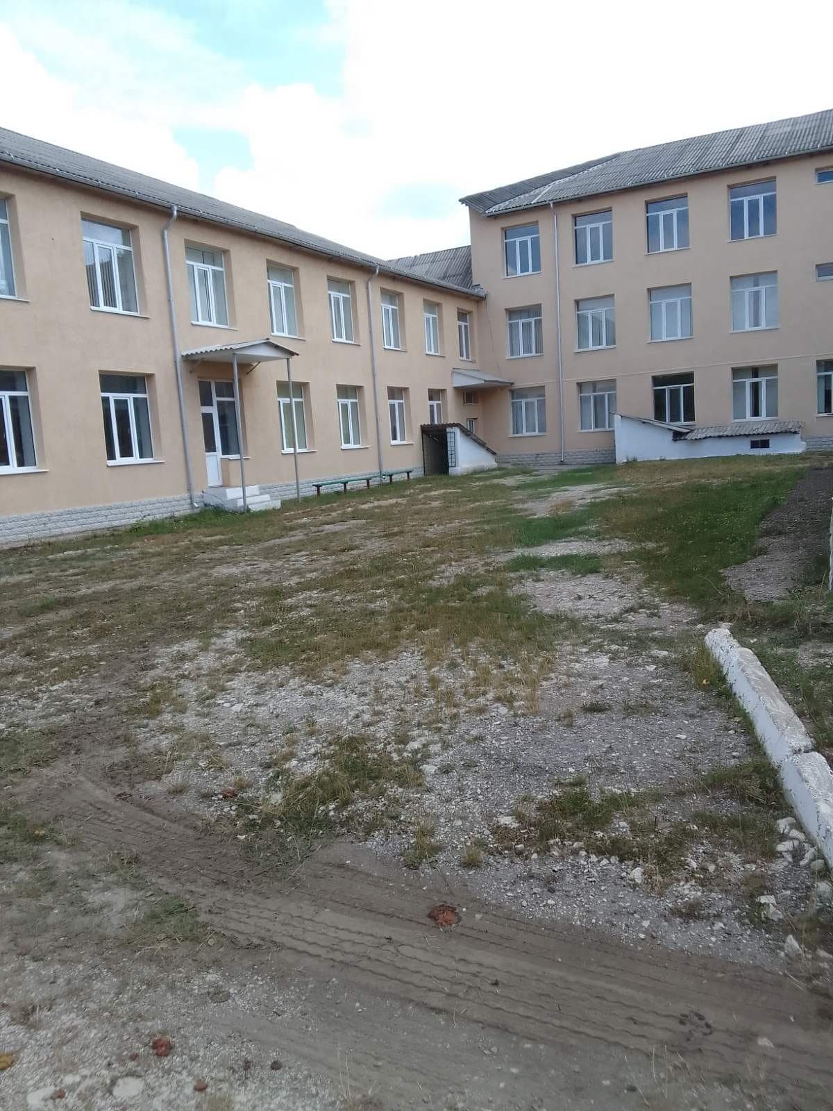 Datorită suportului lui Renato Usatîi, curțile școlilor din Călugăr și Băhrinești vor avea pavaj nou (3)