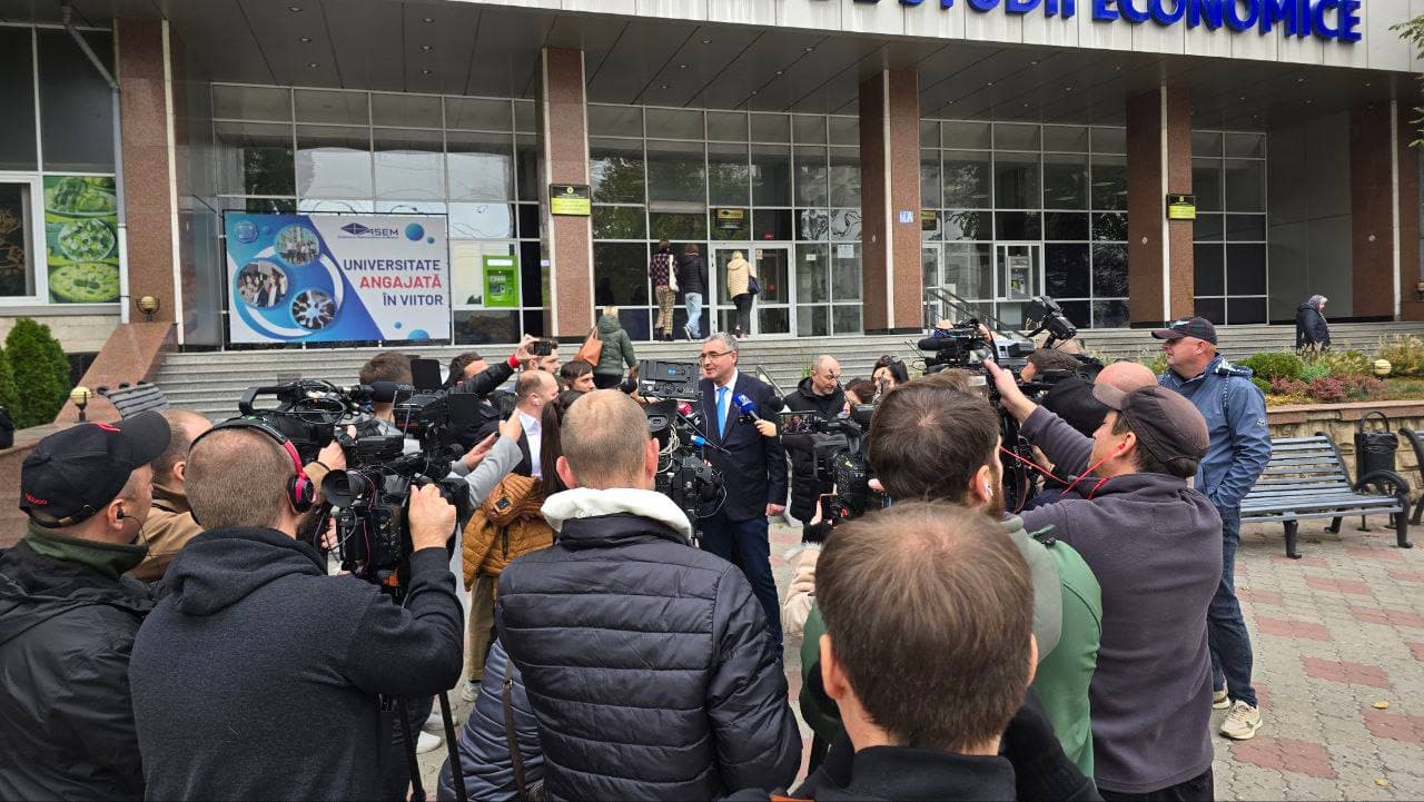 Renato Usatîi și echipa au votat pentru ca în țară să fie un gospodar responsabil de tot și oamenii peste patru ani să nu mai vrea schimbare, dar stabilitate (5)