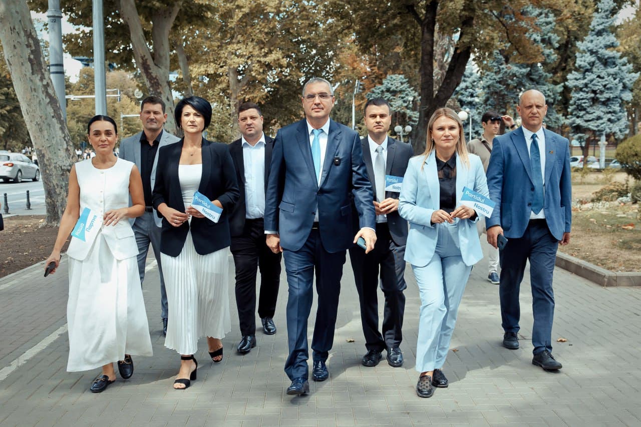 Partidul Nostru a depus la CEC actele și lista candidaților în vederea înregistrării pentru alegerile parlamentare din 28 septembrie (20)