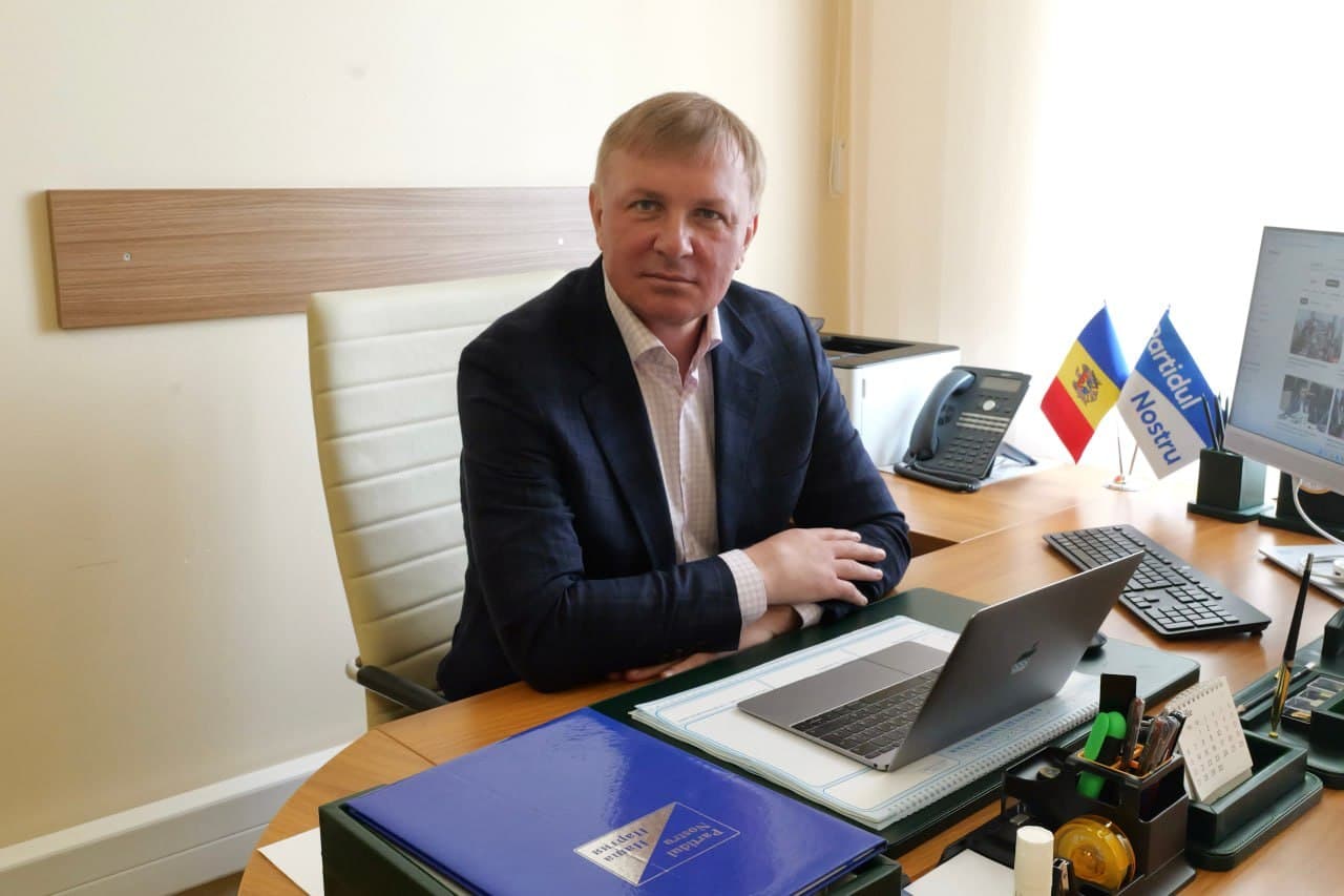 Наша Партия вновь требует уволить главу Energocom! Константин Куюмжу: «Тот, кто не справляется со своей работой, должен отвечать!»