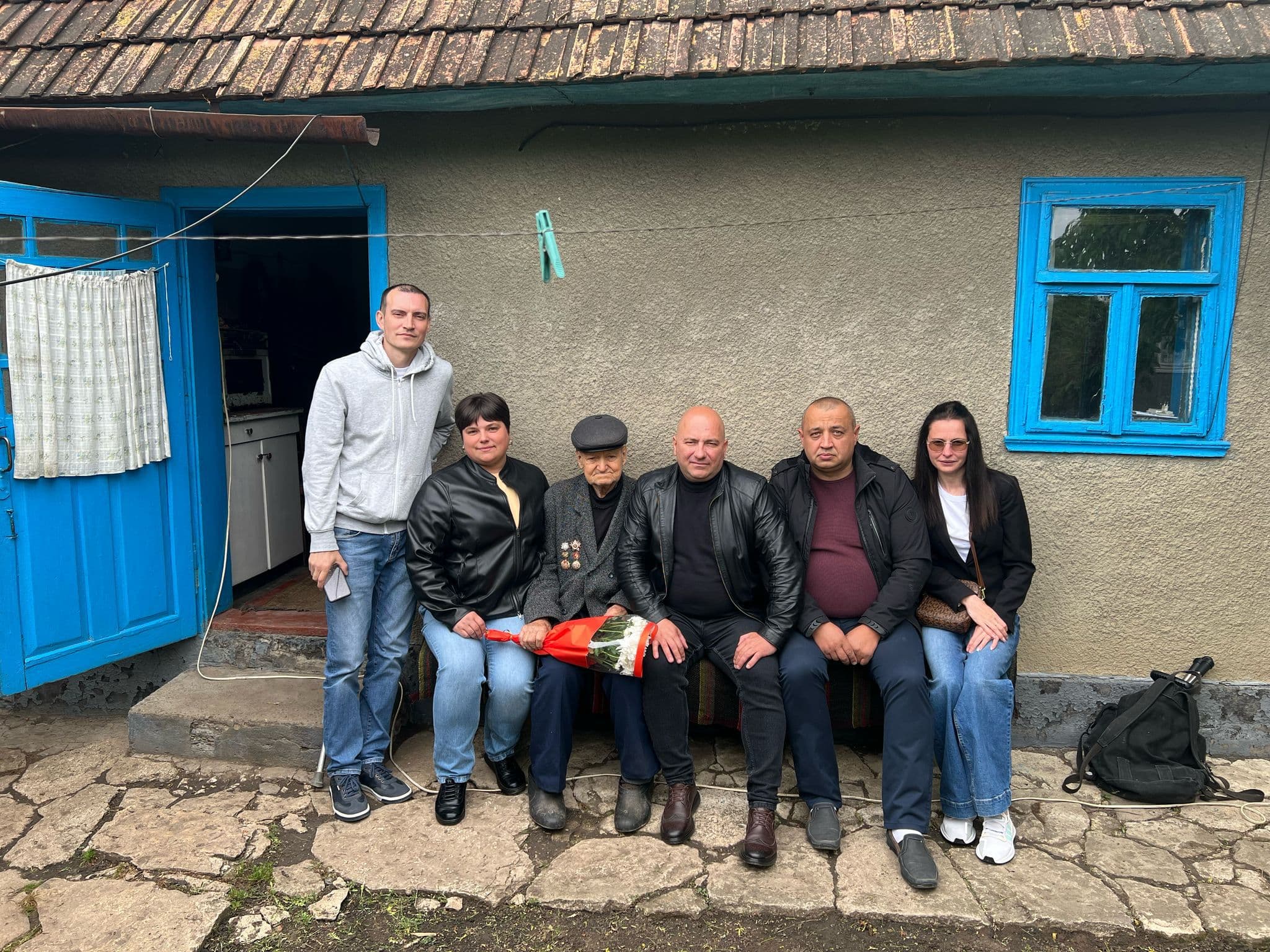 Misiune sacră: Veterani din toată țara au fot vizitați și felicitați de echipele Partidului Nostru. Renato Usatîi a fost la Petru Bejenari din raionul Fălești: Eroul care împlinește 100 de ani! (18)