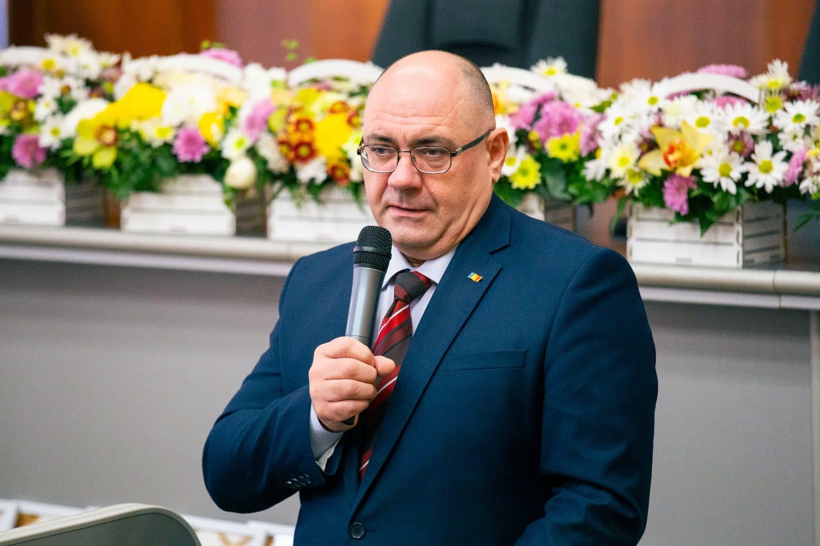 (FOTO) Primarul municipiului Bălți, Alexandr Petkov, a felicitat cuplurile care au sărbătorit jubileele de aur și diamant ale vieții de familie (2)