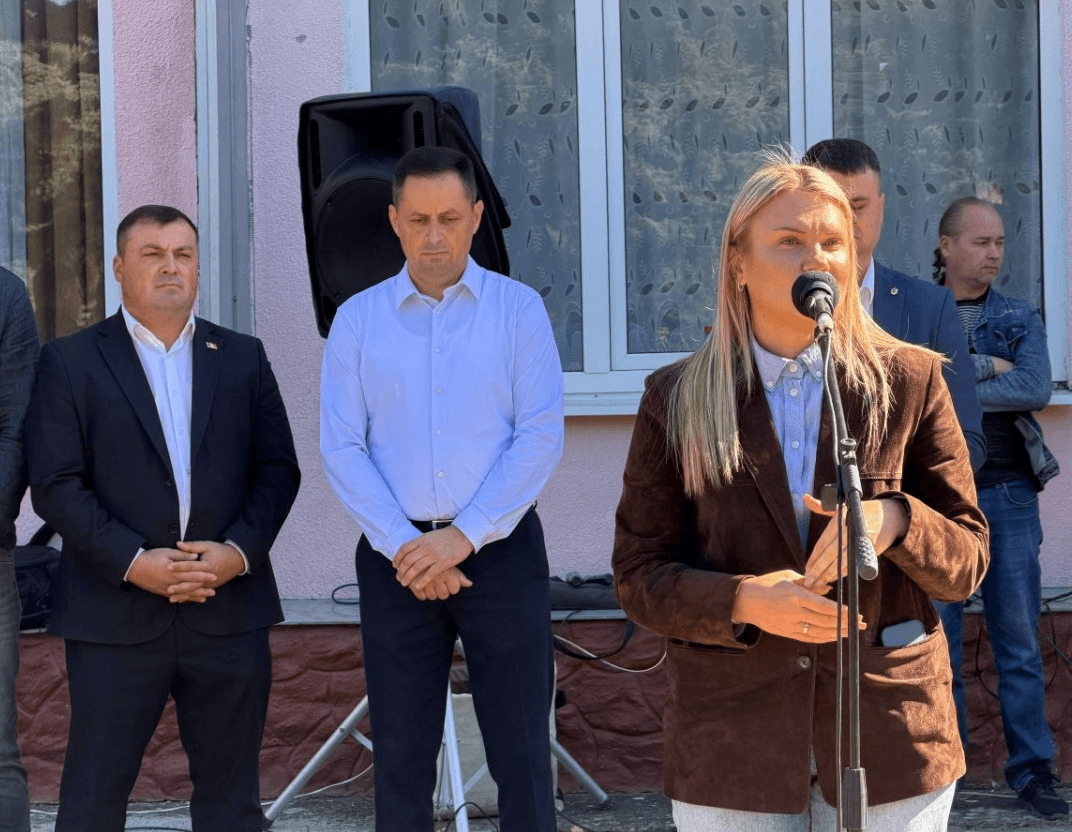 Ruslan Cecan s-a lansat în cursa pentru Primăria Costești, alături de locuitorii orașului, deputații și primarii Partidului Nostru (9)