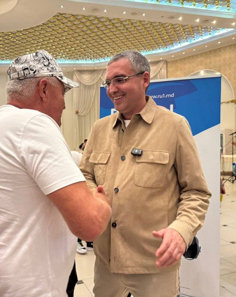 La Ungheni au fost resetate 12 organizații primare ale Partidului Nostru. Renato Usatîi: consolidarea echipei continuă în toată țara! (7)
