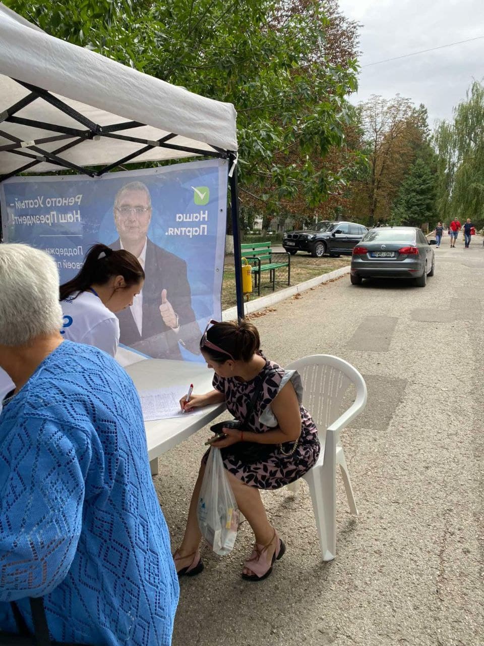 Continuă campania de colectare a semnăturilor pentru candidatura lui Renato Usatîi la funcția de președinte al țării (8)