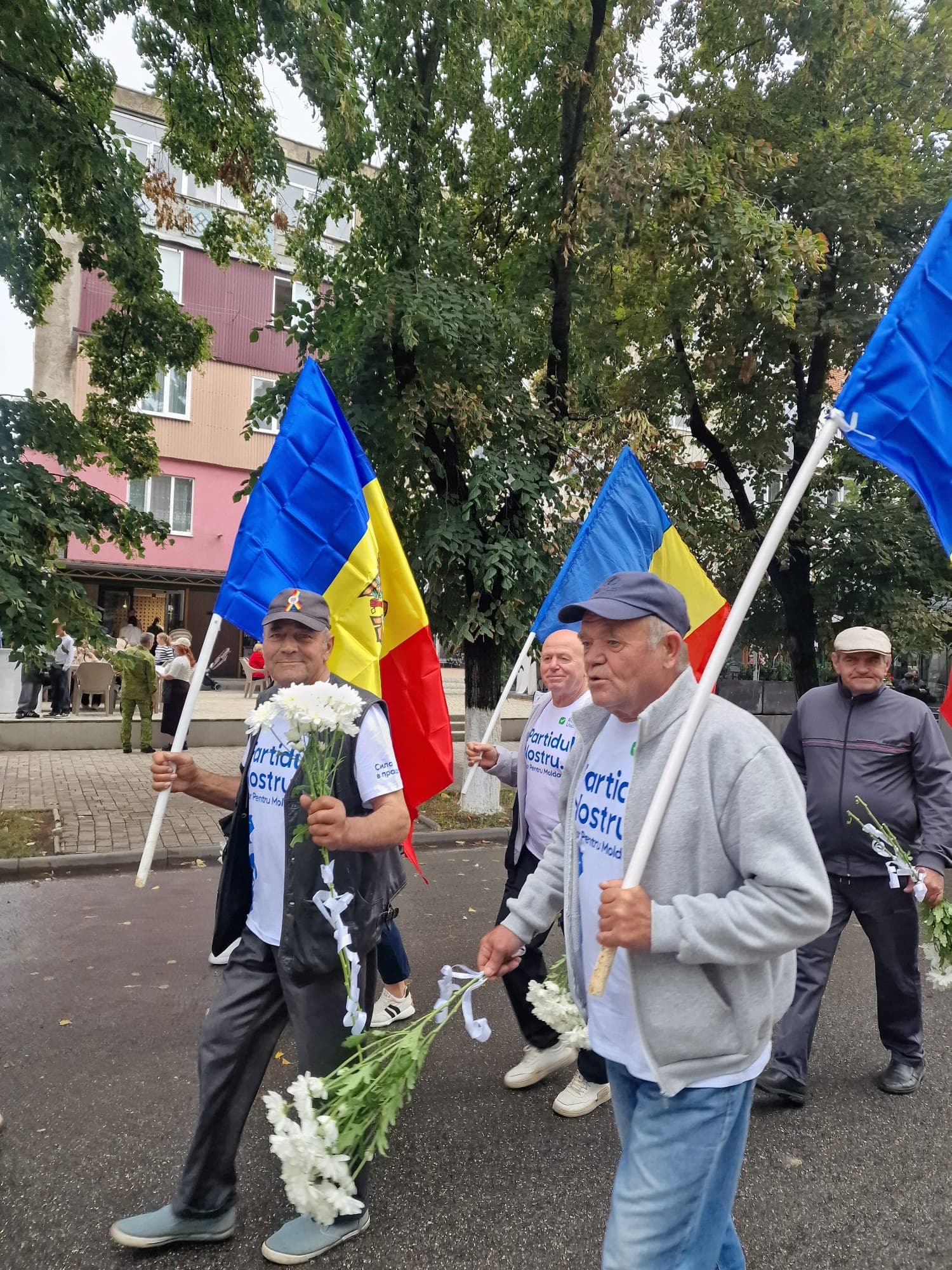 Împreună, de Ziua Independenței: Partidul Nostru alături de oamenii din toată țara (37)