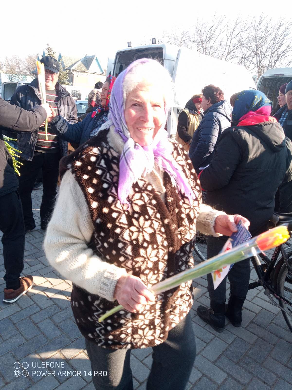 (FOTO) Partidul Nostru a adus primăvara în sufletele femeilor din toată țara (12)