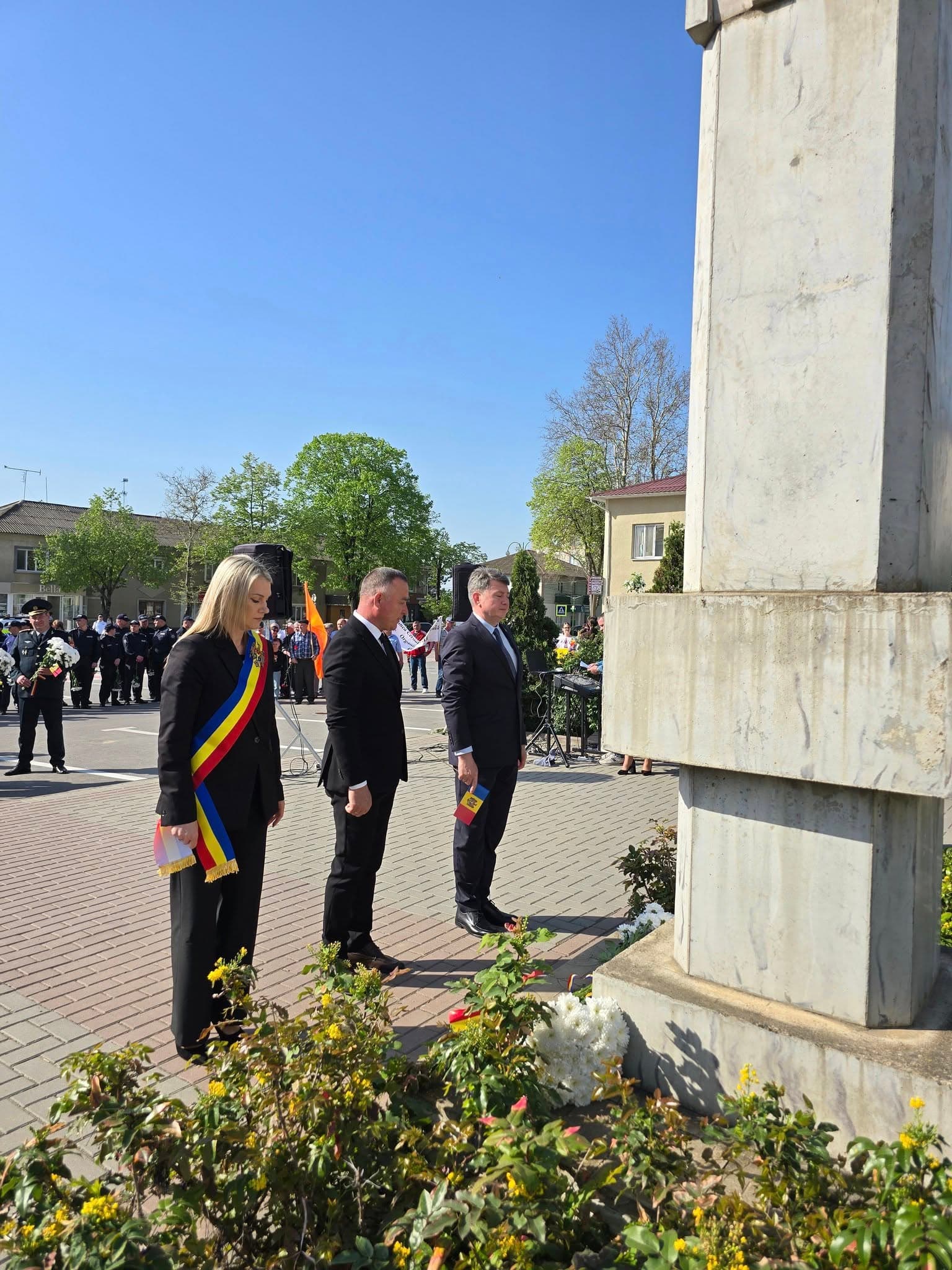 Ziua Drapelului, sărbătorită în localitățile conduse primari de la Partidul Nostru. Renato Usatîi: O Moldovă respectată începe cu respectul pentru cetățeni! (12)