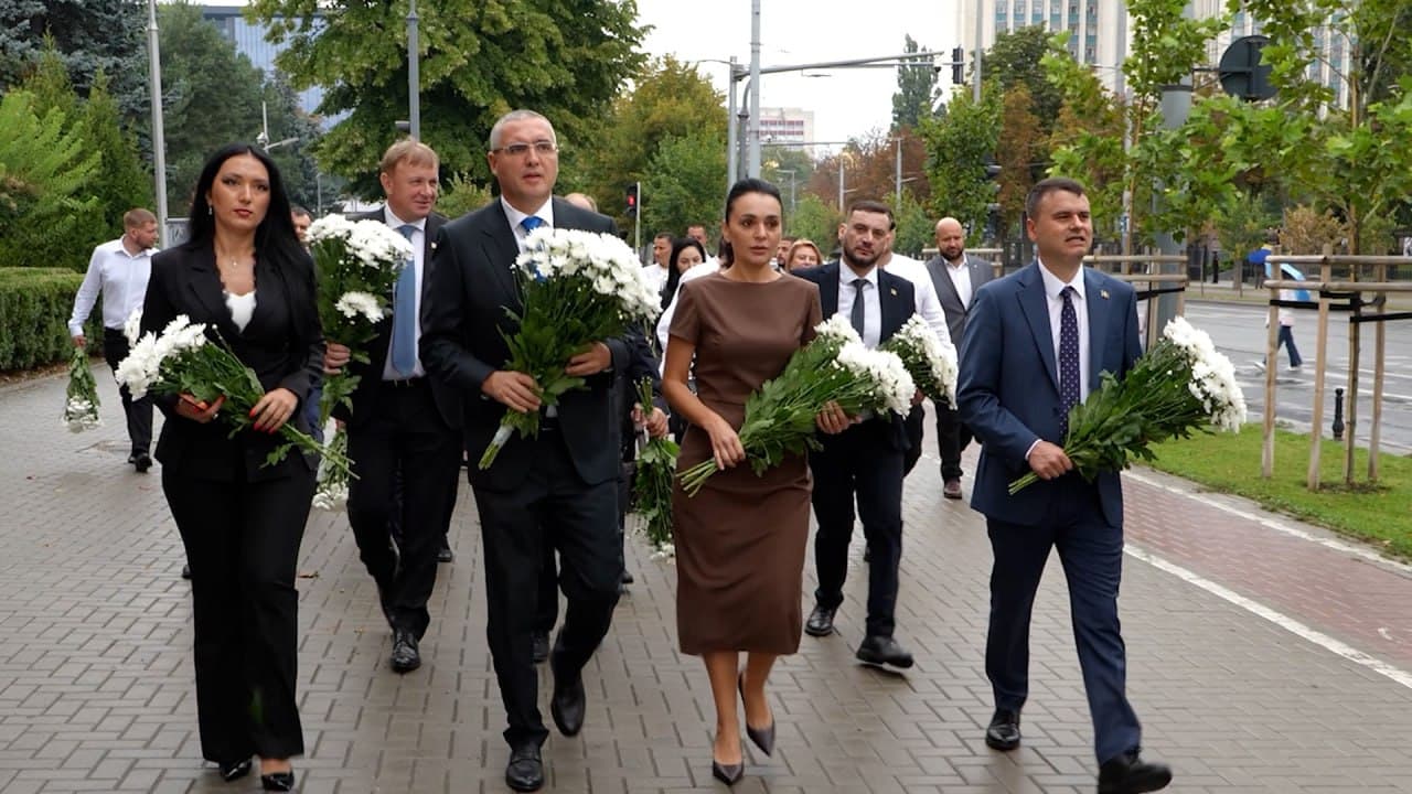 Renato Usatîi, de Ziua Independenței: „La mulți ani, Republica Moldova! Casa noastră, pe care trebuie să o iubim, să o păstrăm și să o facem mai bună. Alta nu avem” (1)