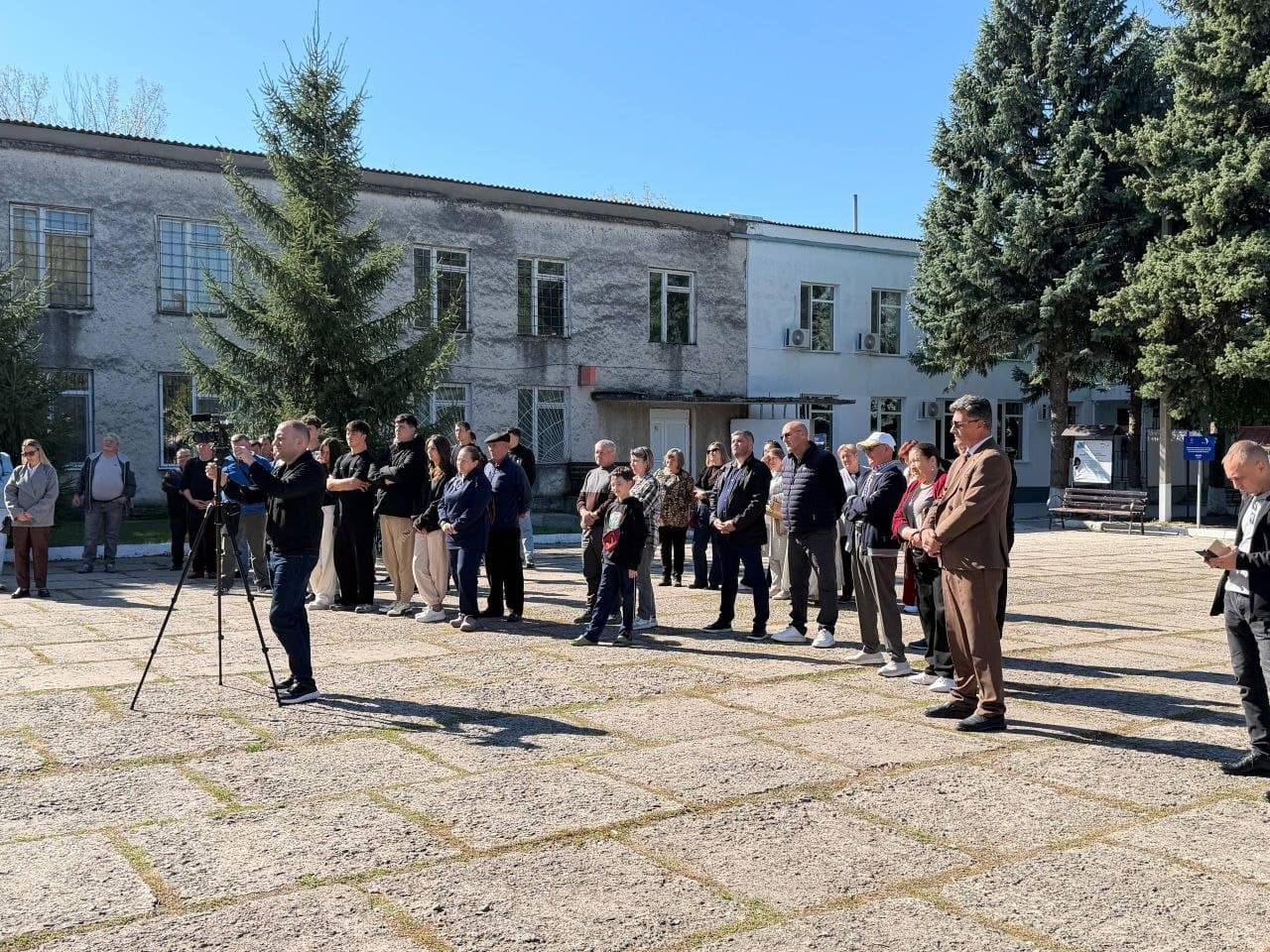 Ruslan Cecan s-a lansat în cursa pentru Primăria Costești, alături de locuitorii orașului, deputații și primarii Partidului Nostru (1)