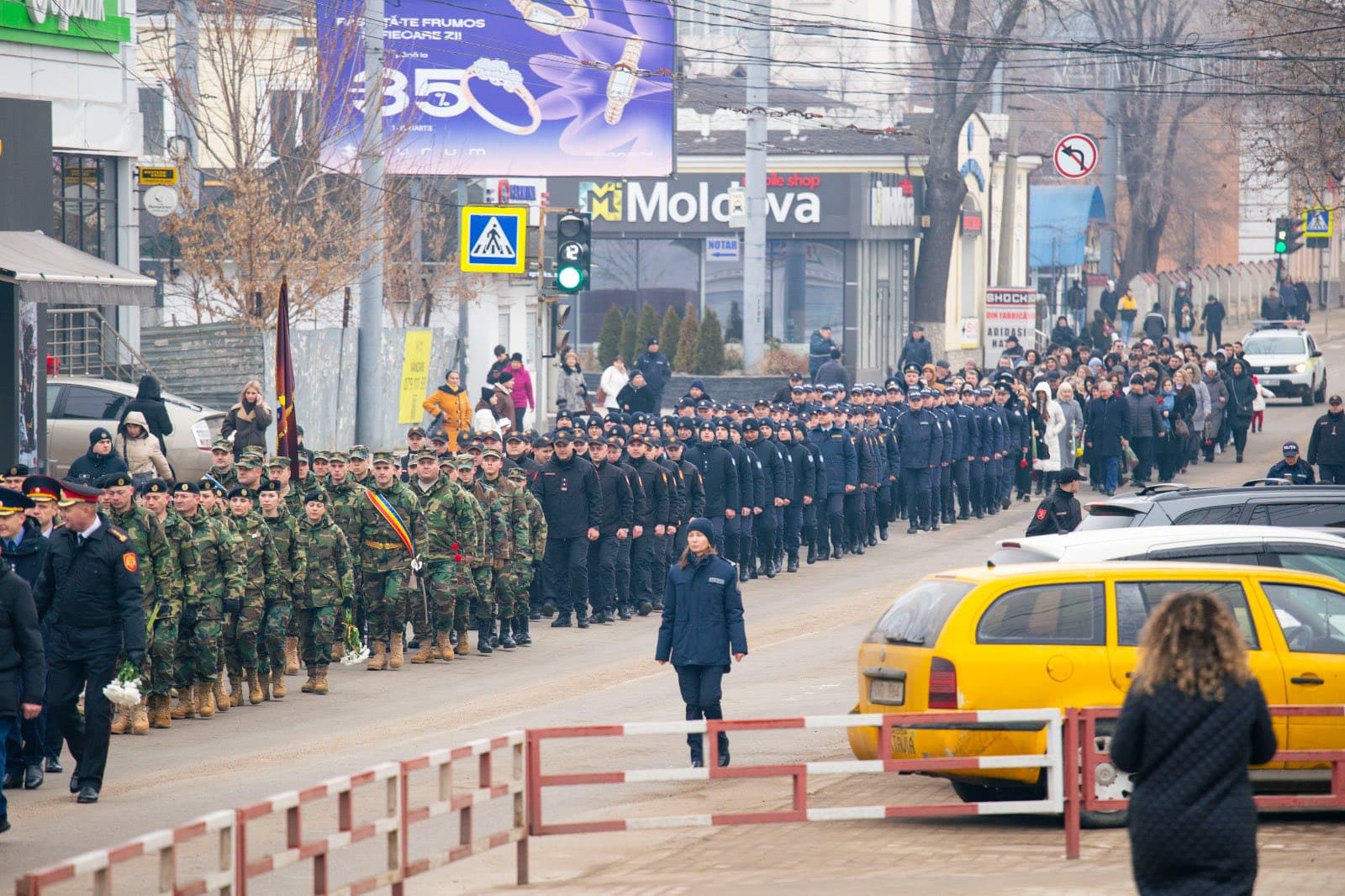 (FOTO, VIDEO) Ziua Memoriei și Recunoștinței, marcată în orașele Moldovei (5)