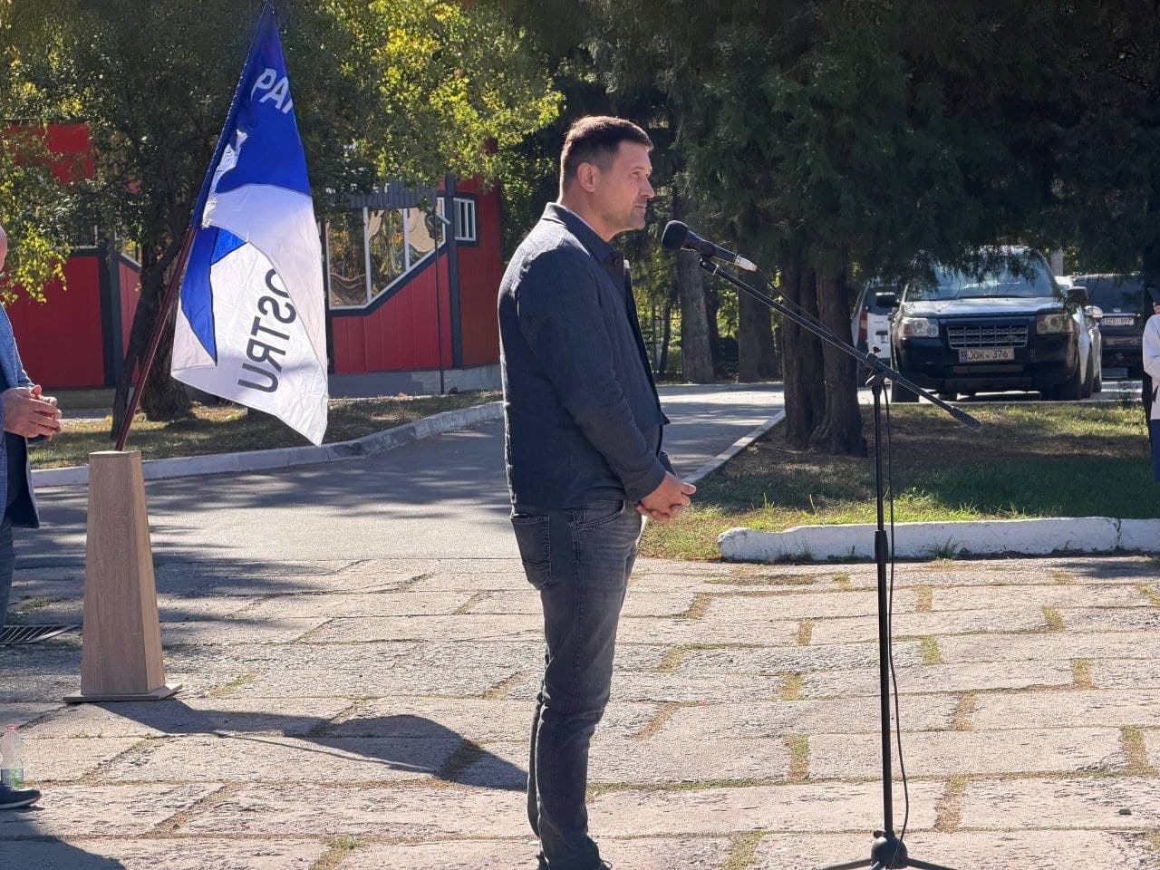 Ruslan Cecan s-a lansat în cursa pentru Primăria Costești, alături de locuitorii orașului, deputații și primarii Partidului Nostru (7)