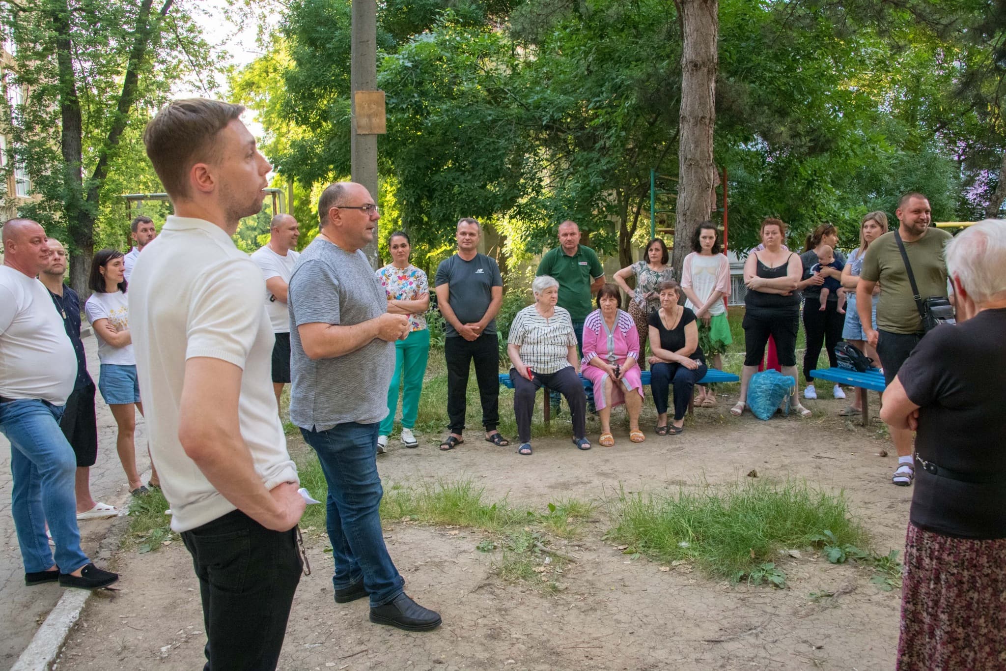 „Dezvoltăm orașul împreună” – fracțiunea Partidului Nostru din Consiliul Municipal Bălți și primarul Alexandr Petkov continuă dialogul cu cetățenii (9)
