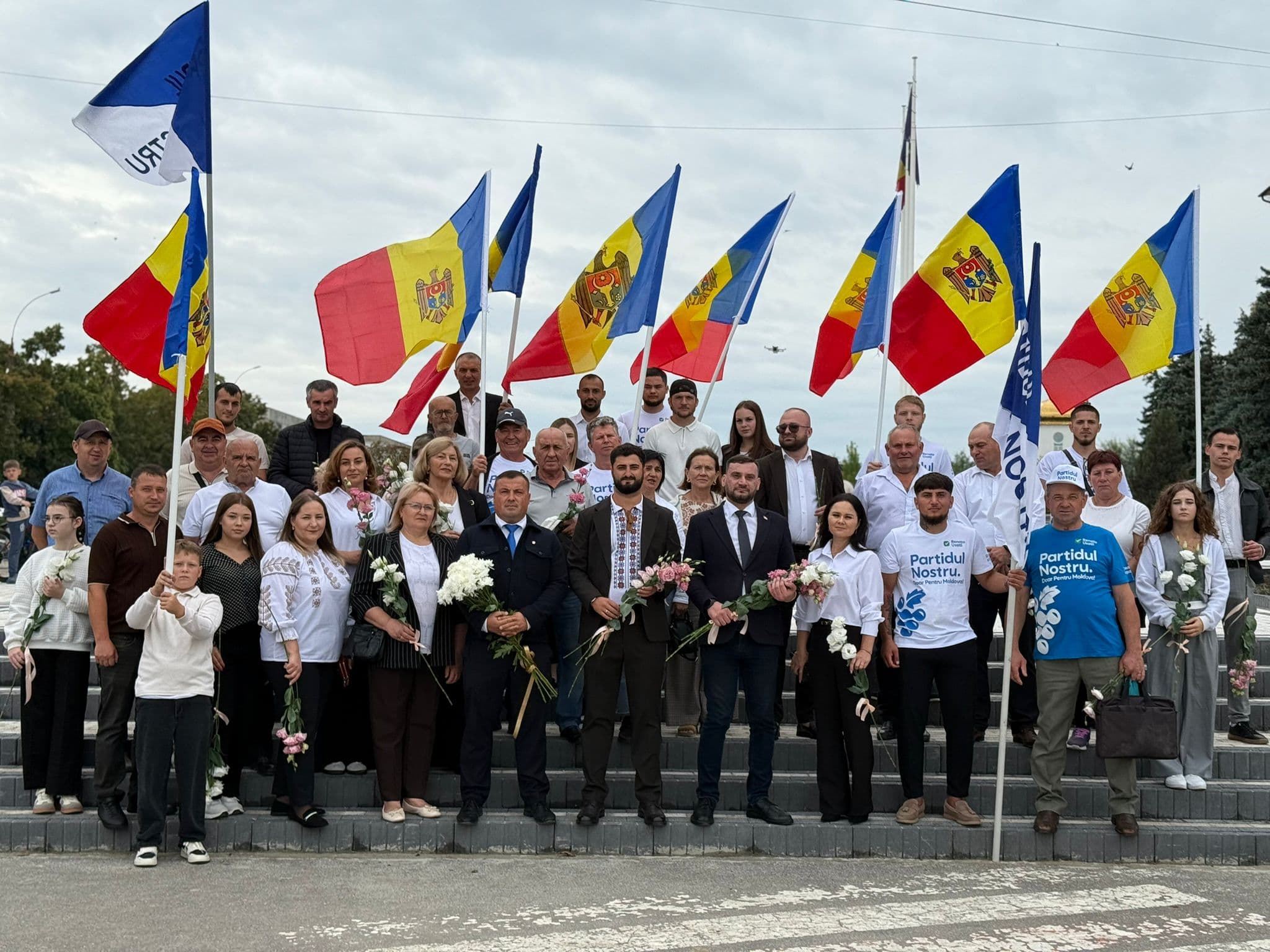 Împreună, de Ziua Independenței: Partidul Nostru alături de oamenii din toată țara (60)