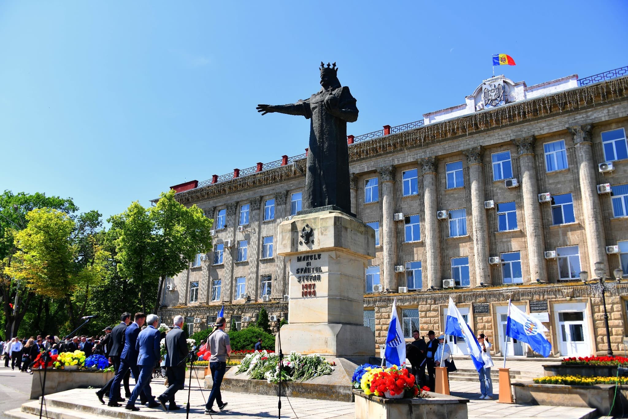 „Bălți este casa noastră comună, un loc al puterii, tradițiilor și căldurii umane” — primarul Alexandr Petkov a felicitat locuitorii orașului cu ocazia Hramului și a mulțumit numeroșilor oaspeți (12)