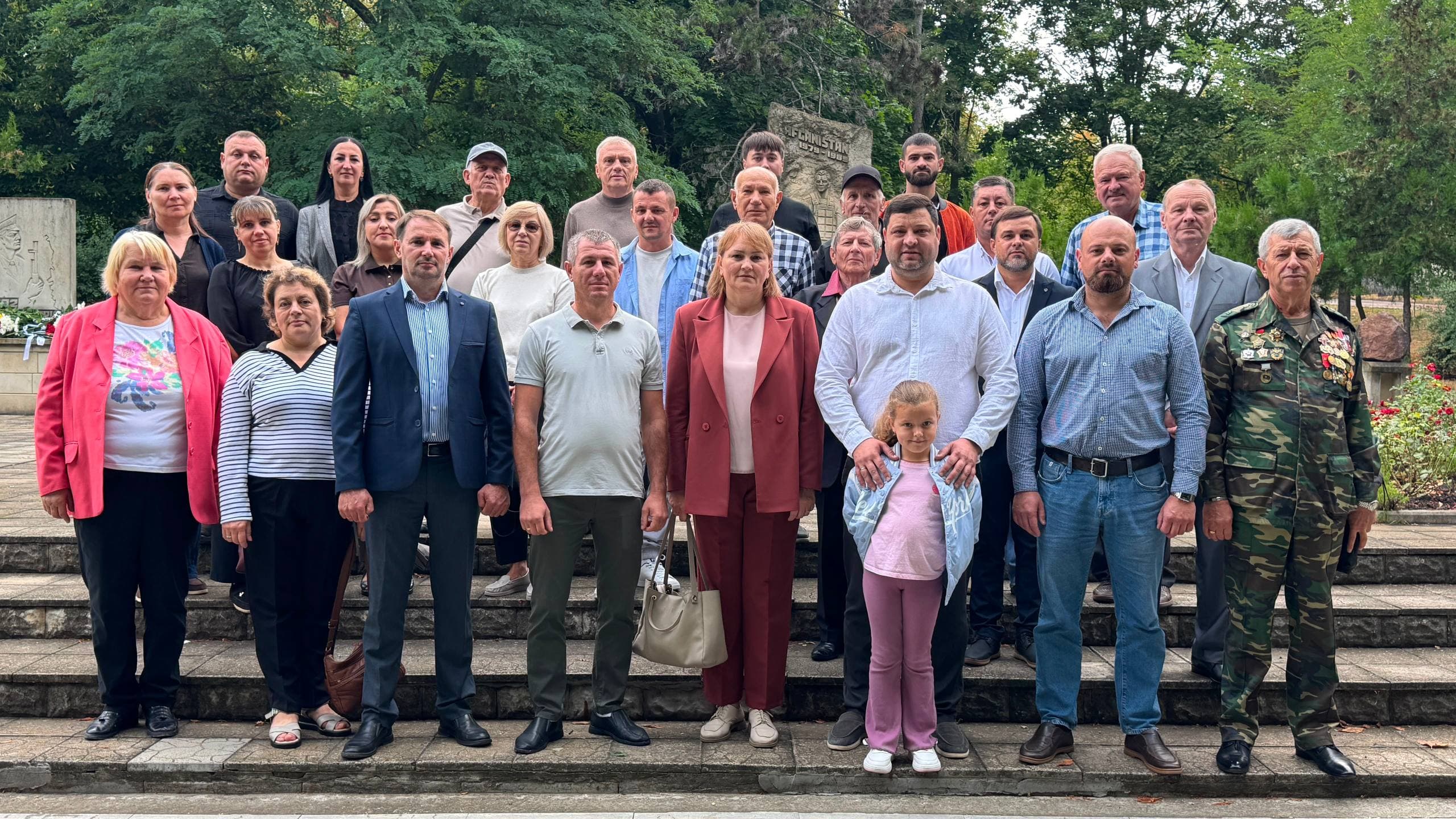 Împreună, de Ziua Independenței: Partidul Nostru alături de oamenii din toată țara (6)