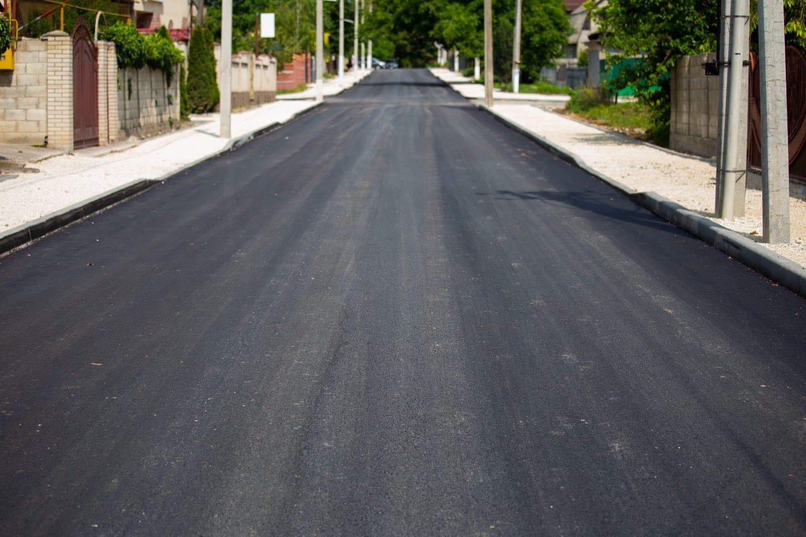Alexandr Petkov: La Bălți a fost finalizată prima etapă a lucrărilor de reparație pe strada Libertății (2)