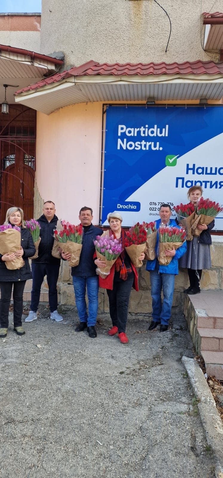 (FOTO) Partidul Nostru a adus primăvara în sufletele femeilor din toată țara (43)